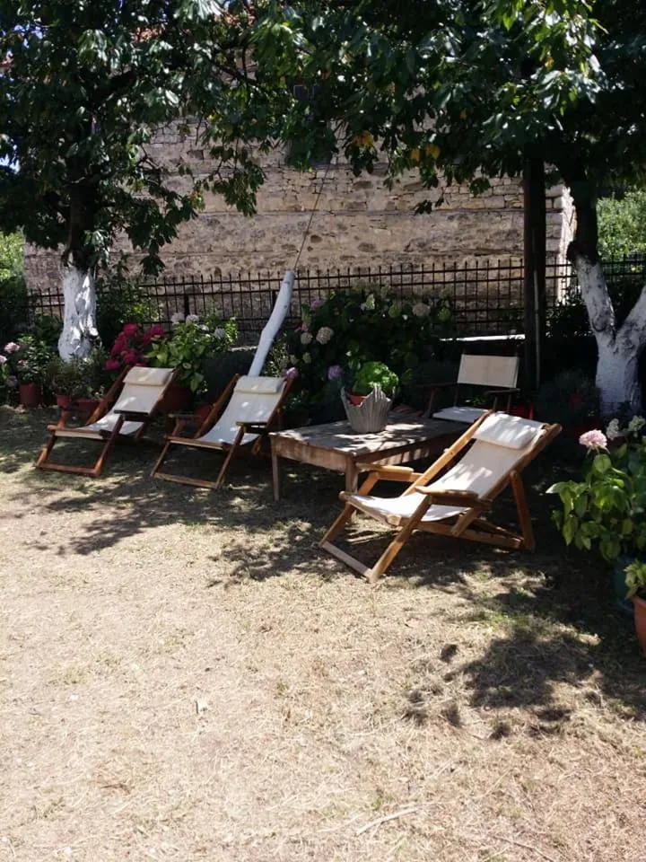 Garden in Hotel Antigoni