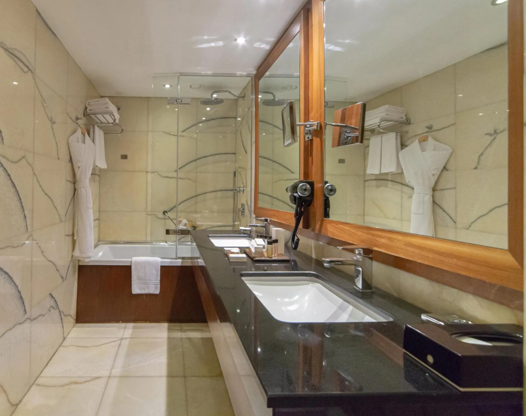 Photo of the whole room in Crowne Plaza Istanbul Harbiye by IHG