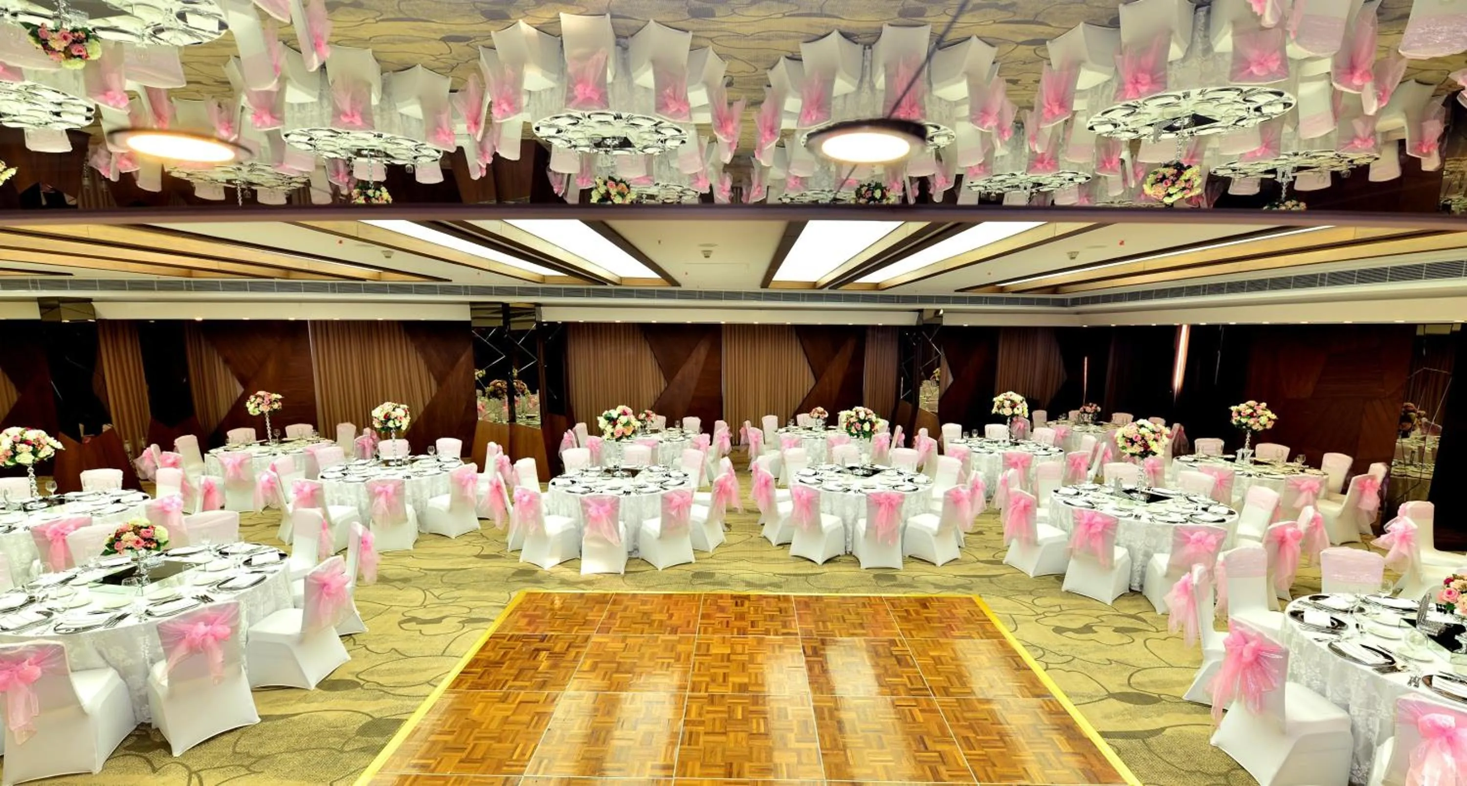 Banquet/Function facilities in Crowne Plaza Istanbul Harbiye by IHG