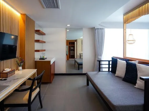 Peach Blossom Resort & Pool Villa - SHA Plus