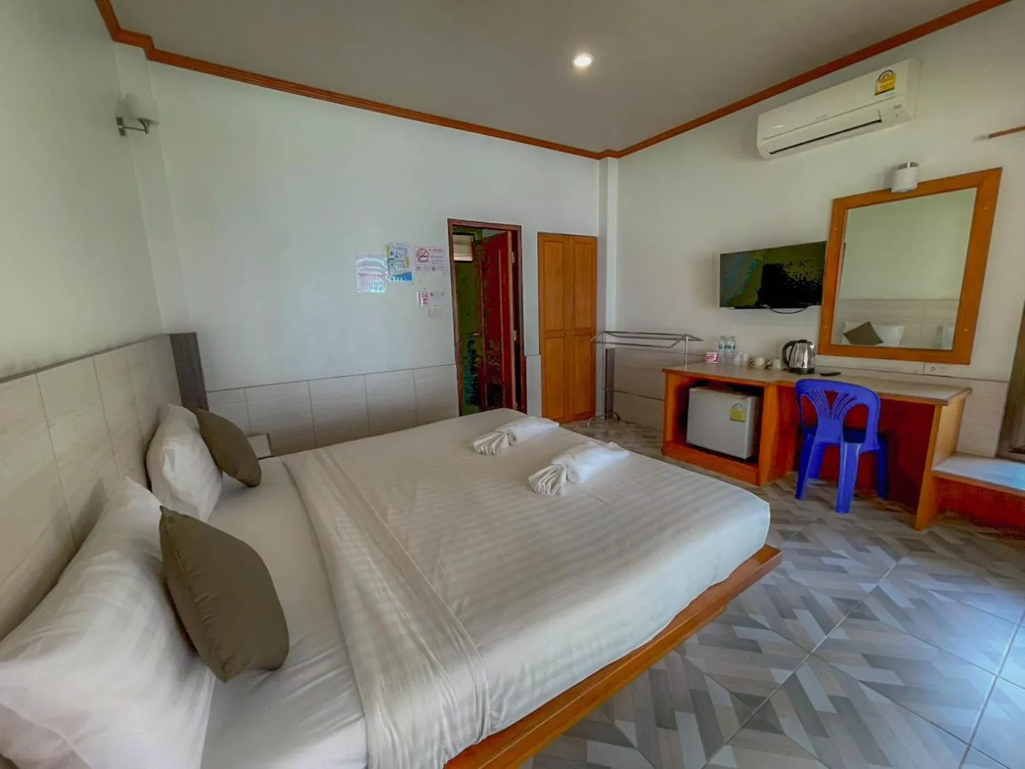 Bed in Kaibae Hut Resort