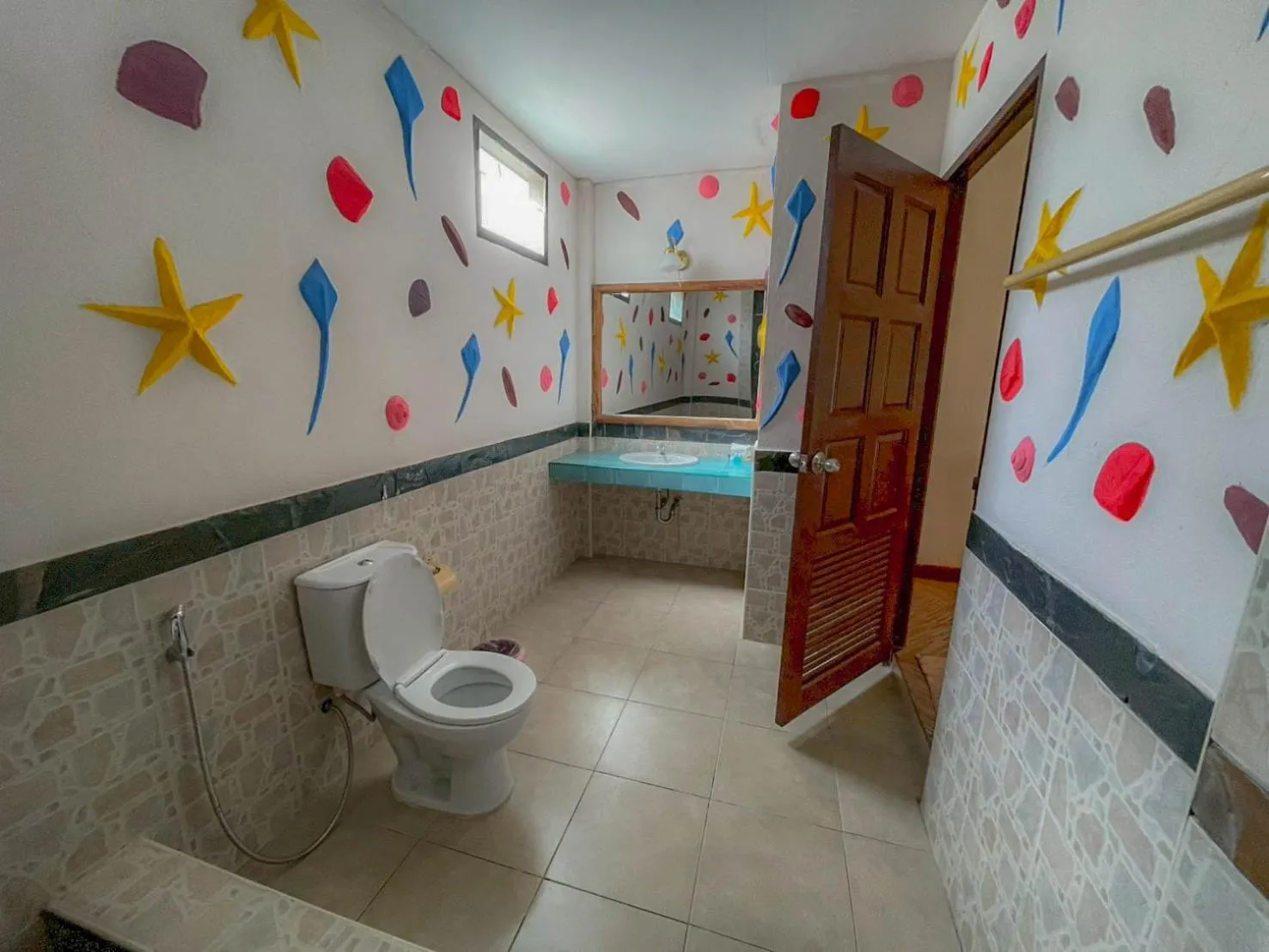 Toilet in Kaibae Hut Resort