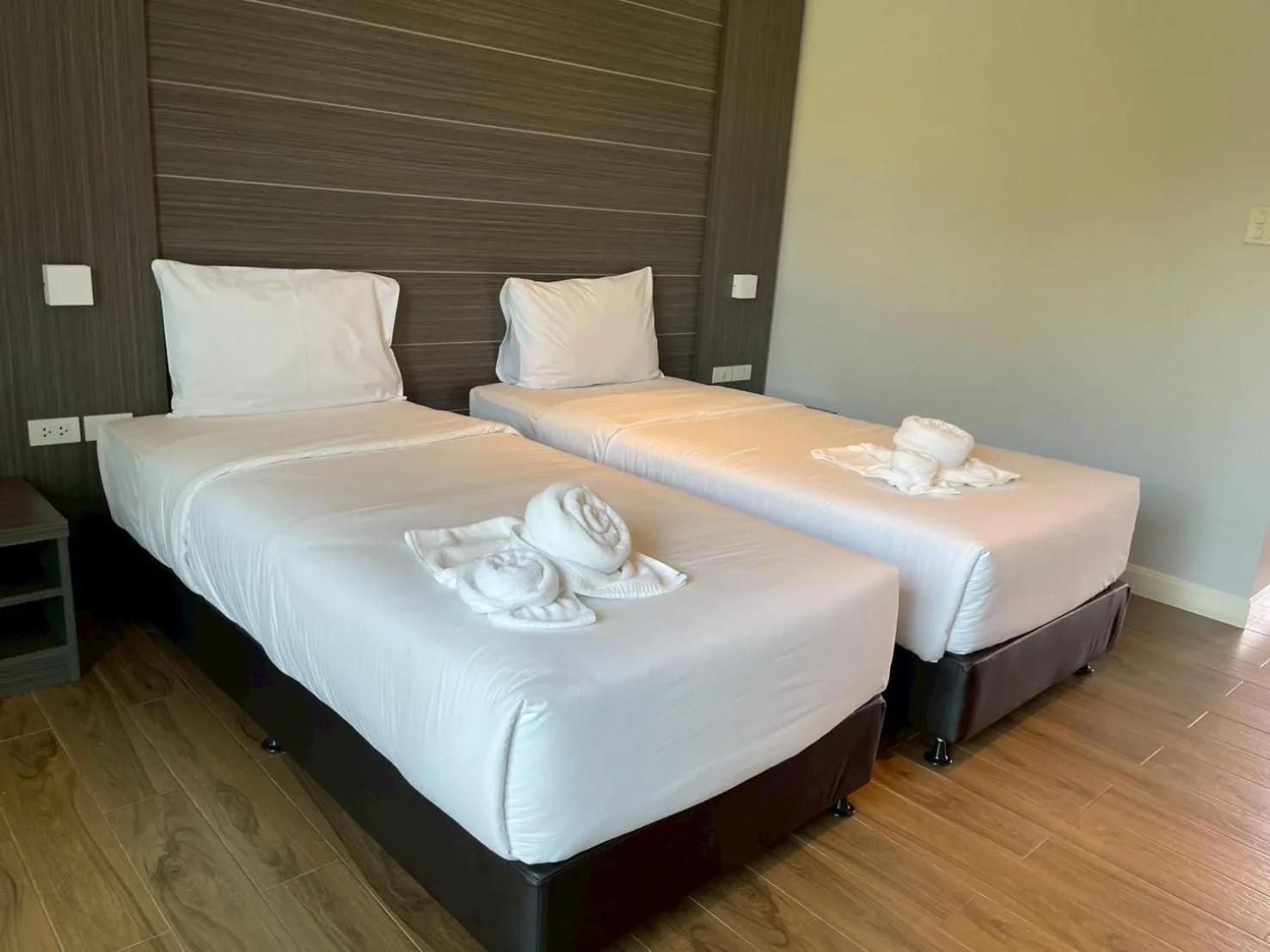 Bed in Kaibae Hut Resort