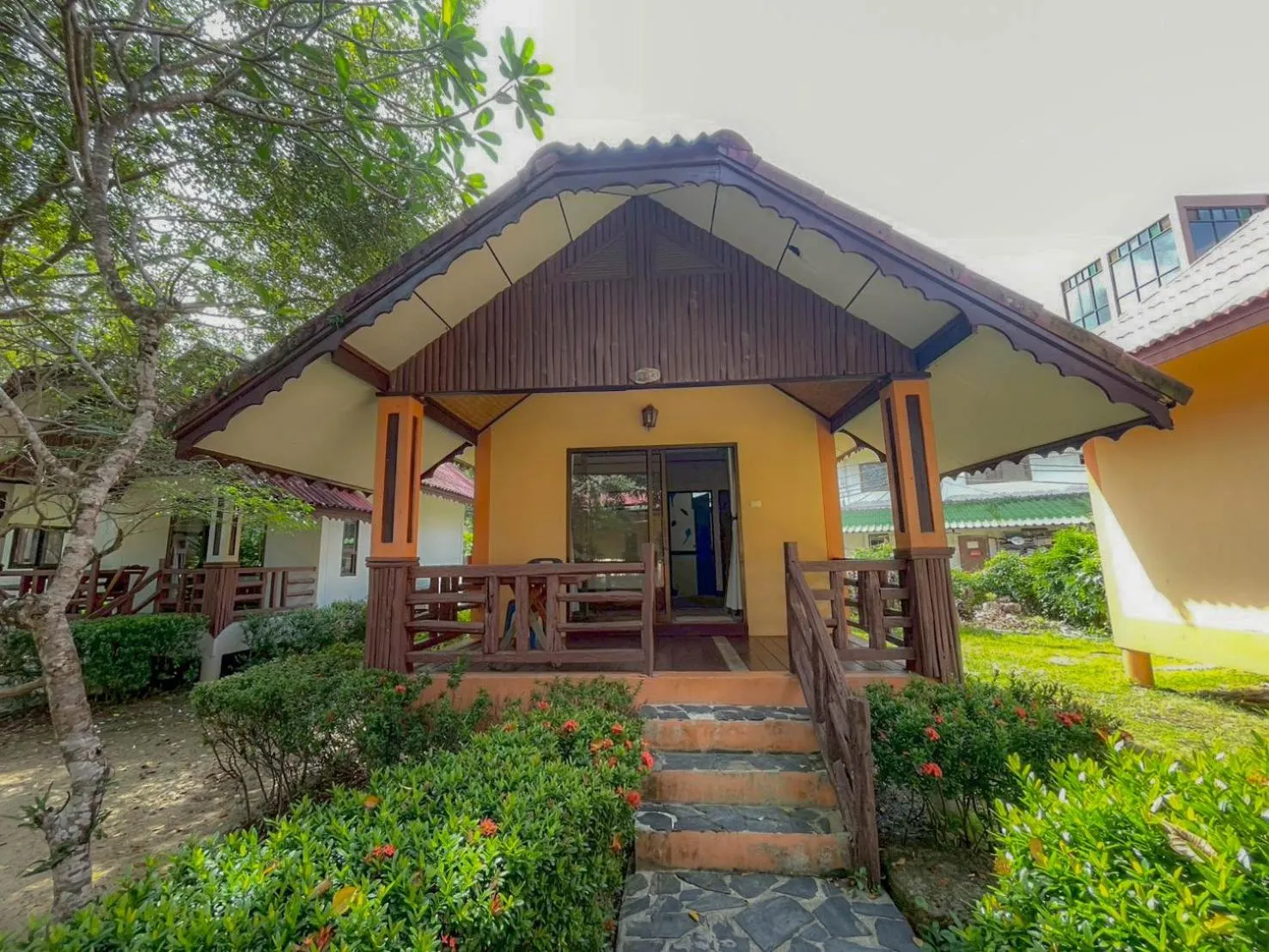 Property building in Kaibae Hut Resort