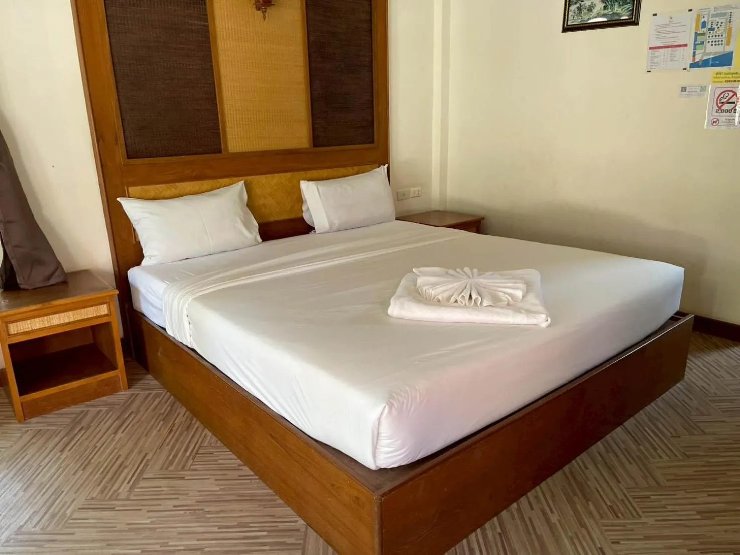 Photo of the whole room, Bed in Kaibae Hut Resort