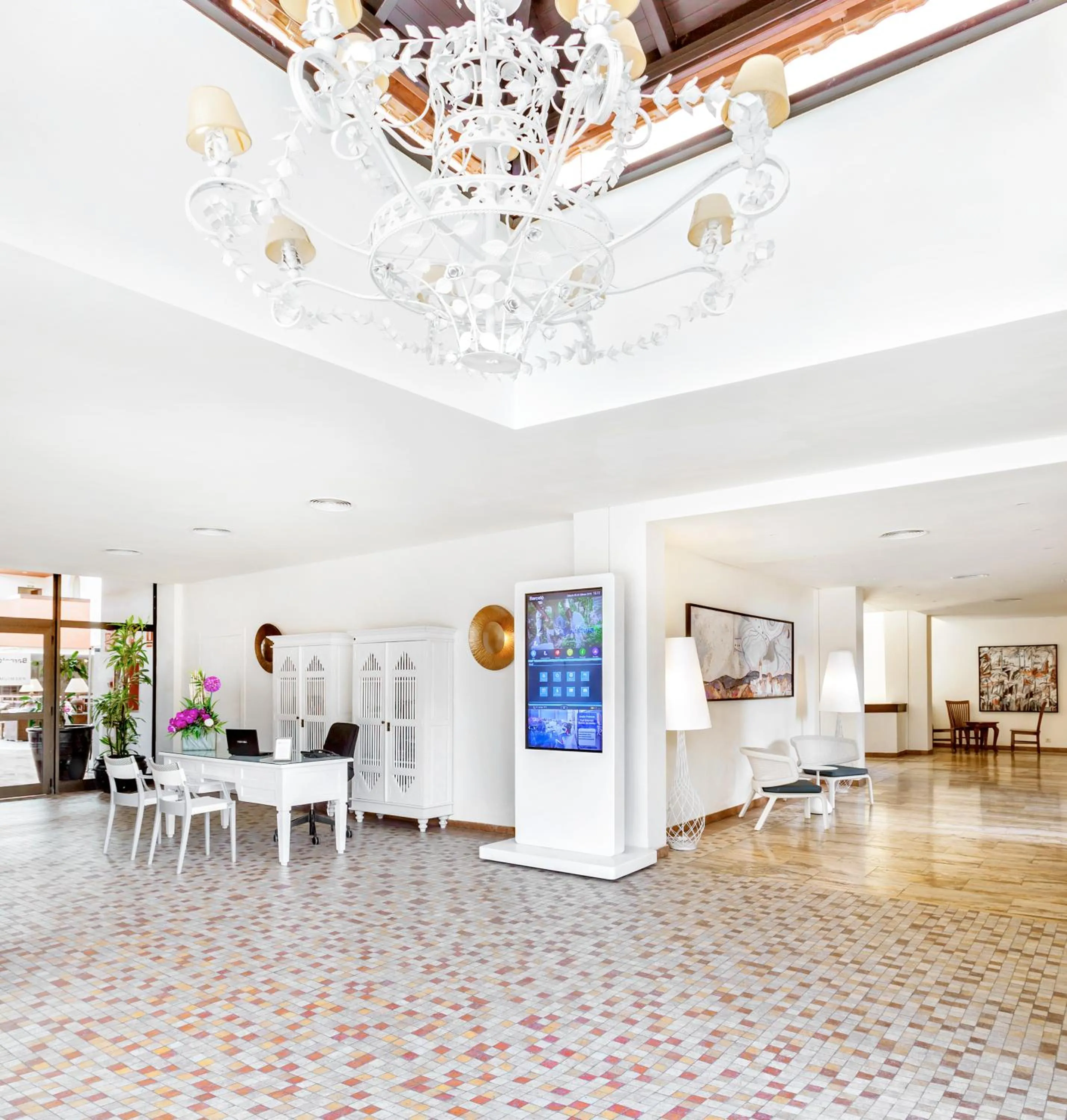 Lobby or reception in Occidental Jandía Royal Level - Adults Only