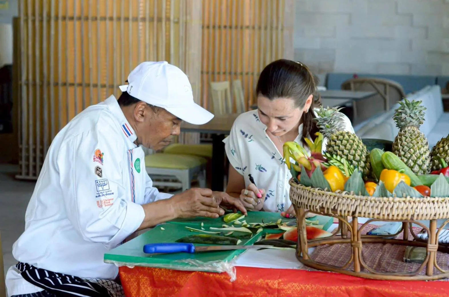 Restaurant/places to eat in Peach Hill Resort - SHA Extra Plus