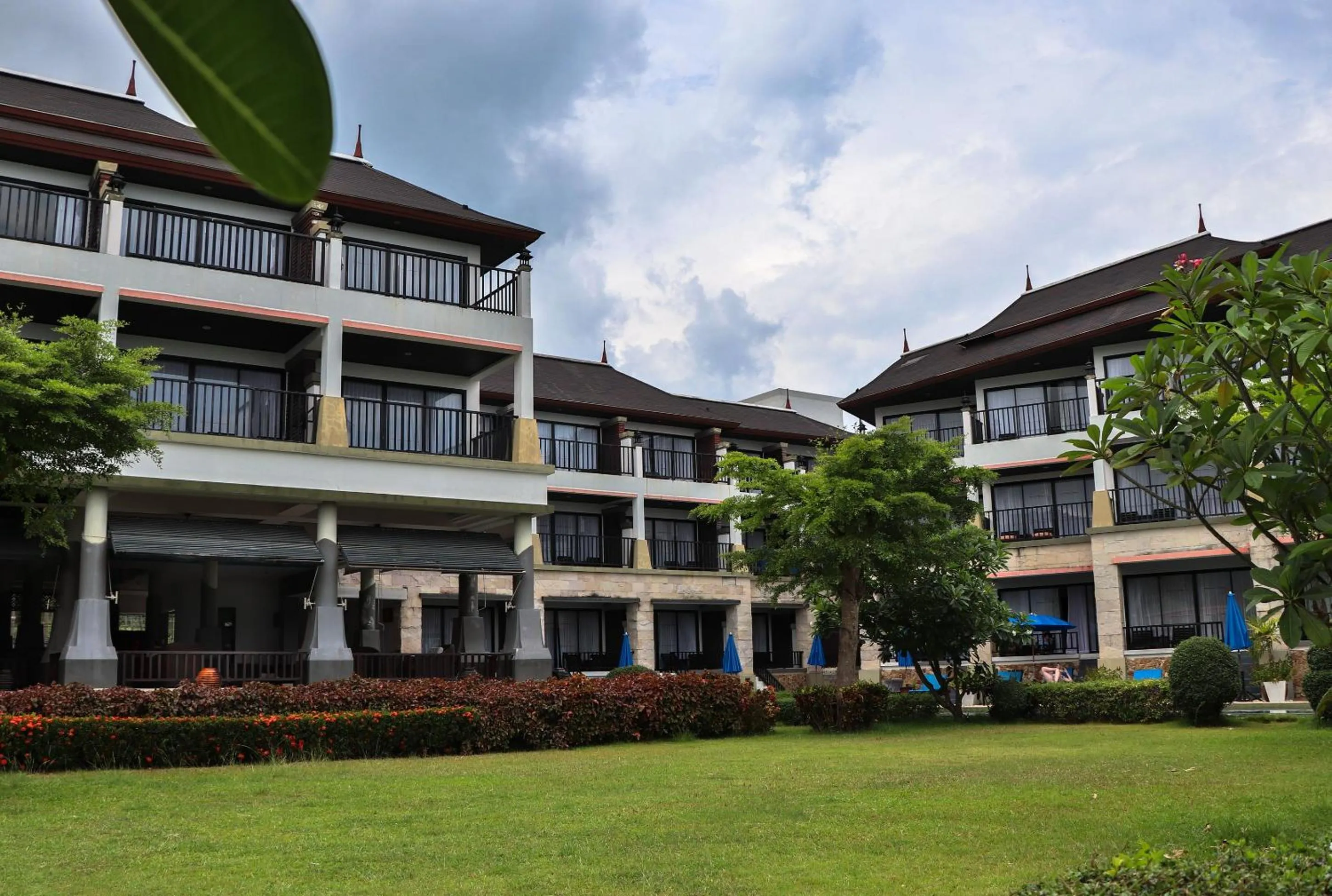 Property building in Samaya Wellness Resort