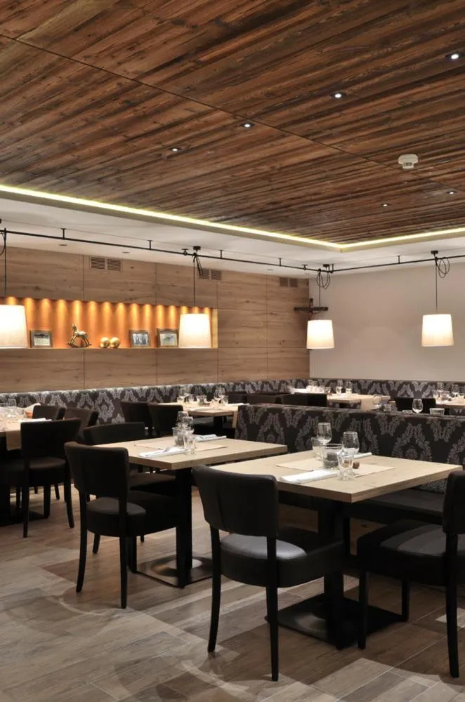 Restaurant/places to eat in Hotel-Gasthof zur Schönen Aussicht