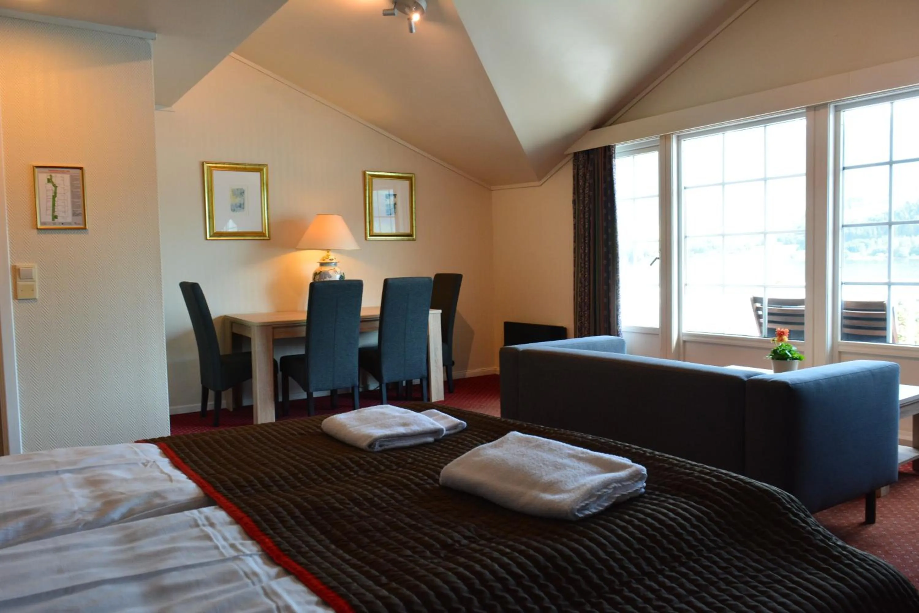 Bed in Strand Fjordhotel