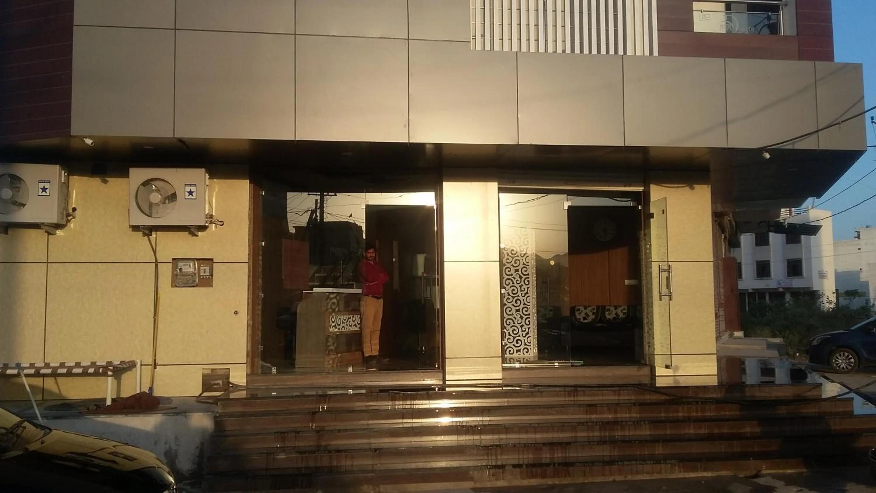 Property building in Hotel Delight