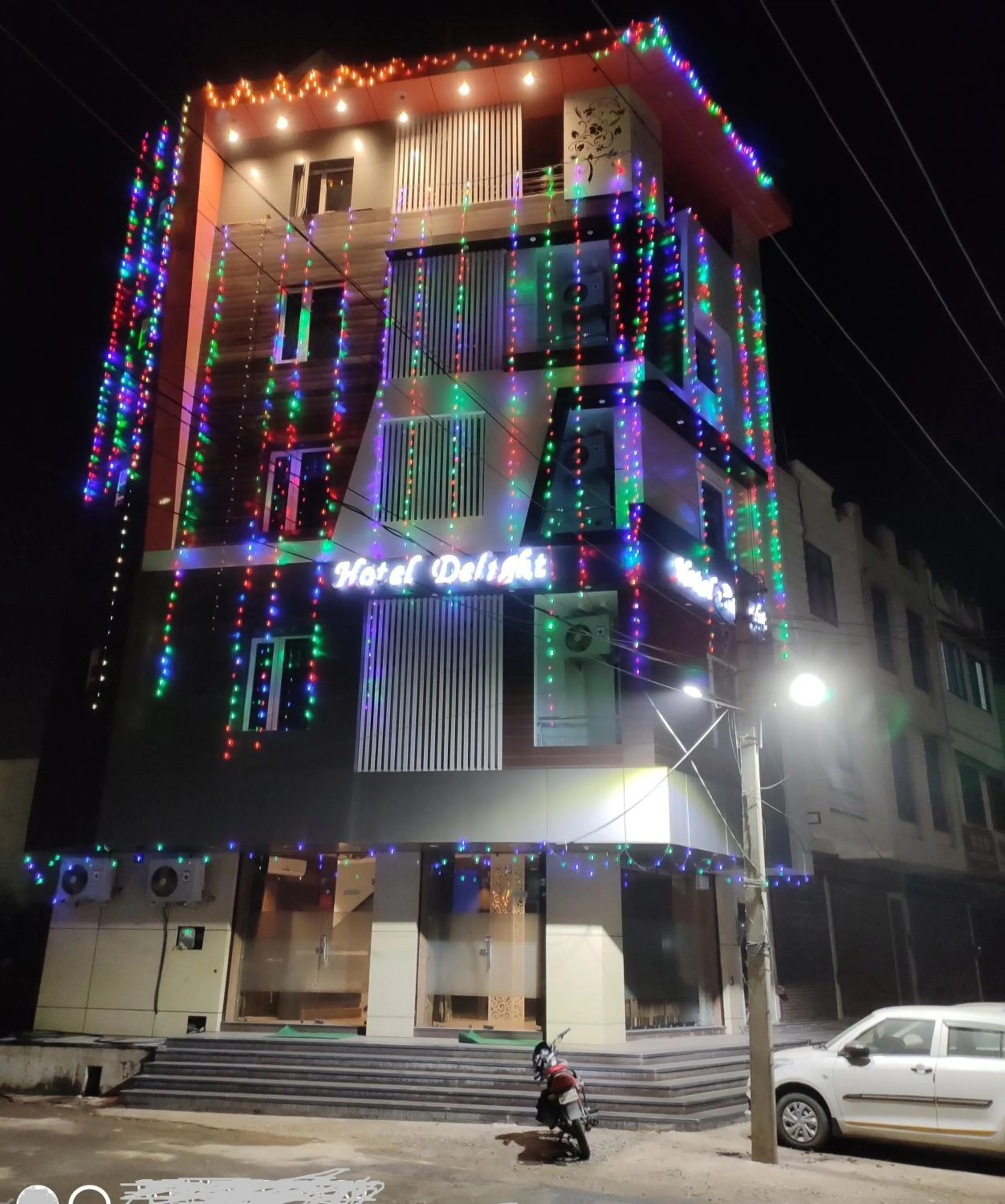 Property building in Hotel Delight