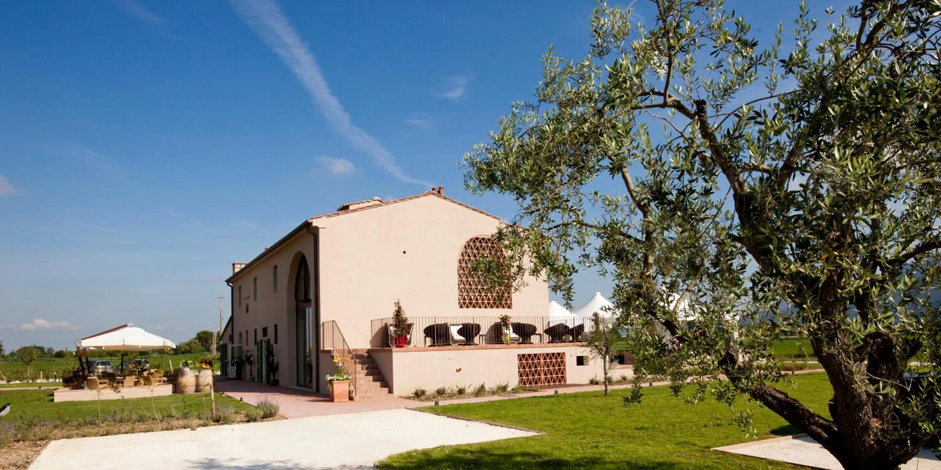 Facade/entrance in Locanda Sant'Agata