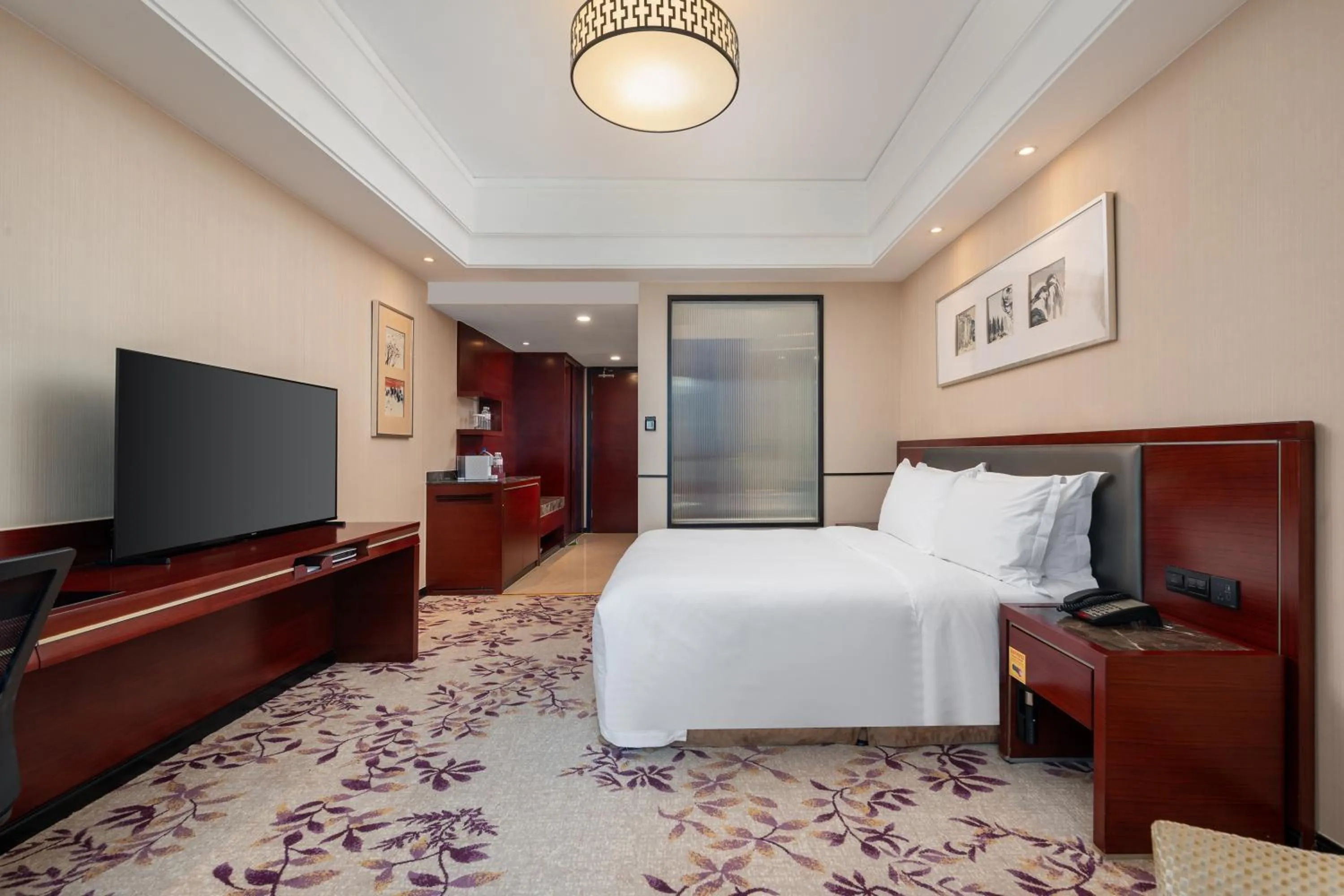 Photo of the whole room in DoubleTree By Hilton Wuxi