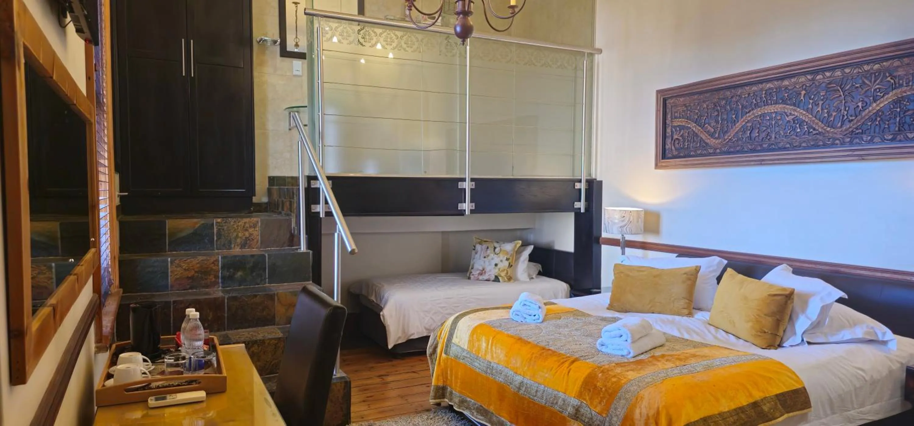 Bed in Wilton Manor SOLAR ENERGY