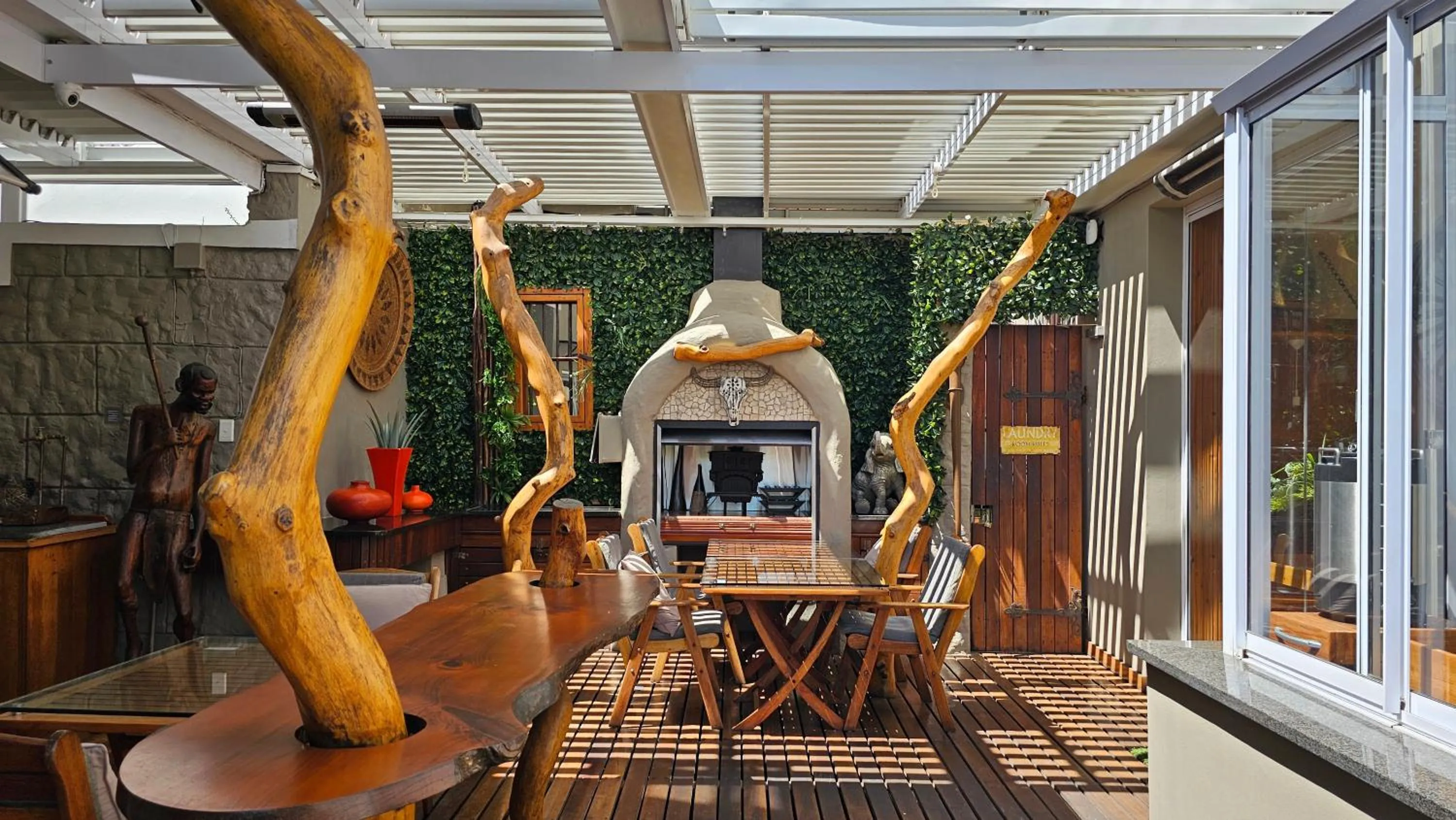 Property building in Wilton Manor SOLAR ENERGY