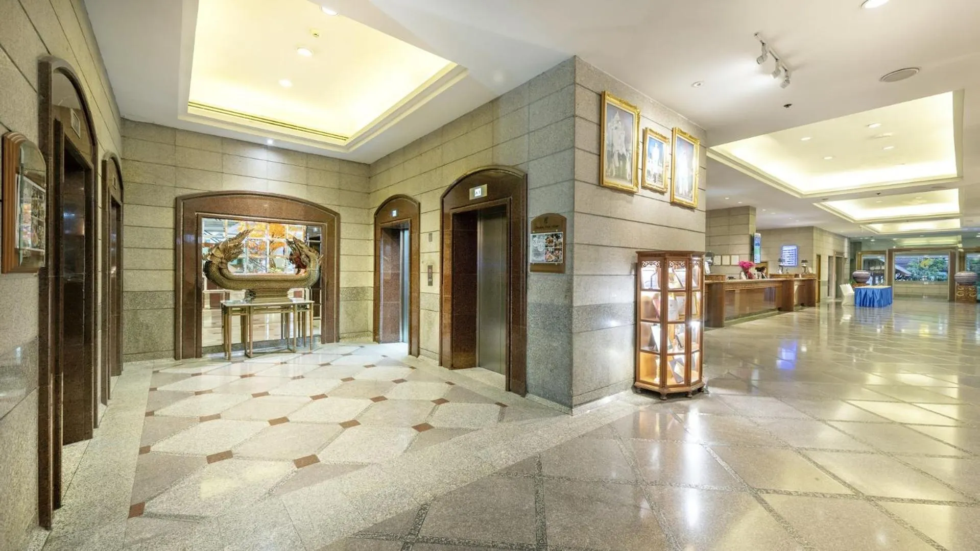 Lobby or reception, Lobby/Reception in Ramada by Wyndham Bangkok Chaophya Park