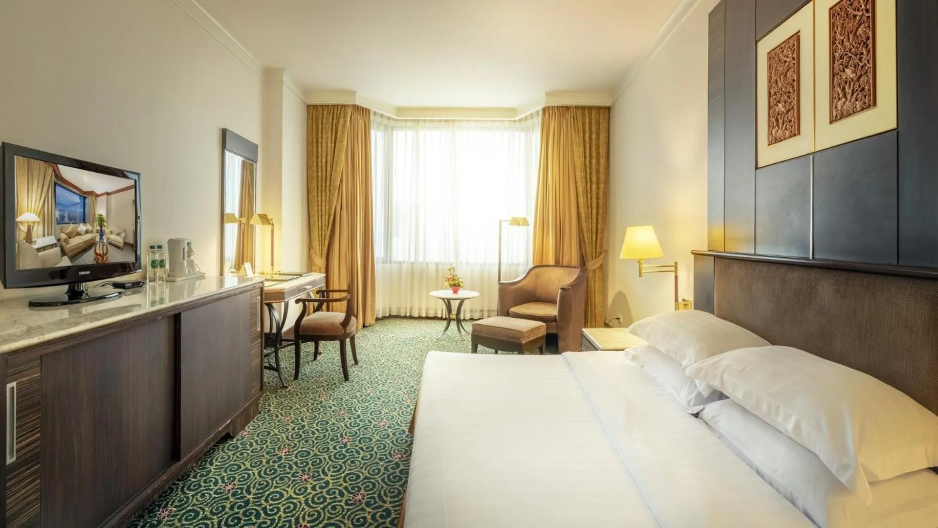 Bedroom in Ramada by Wyndham Bangkok Chaophya Park