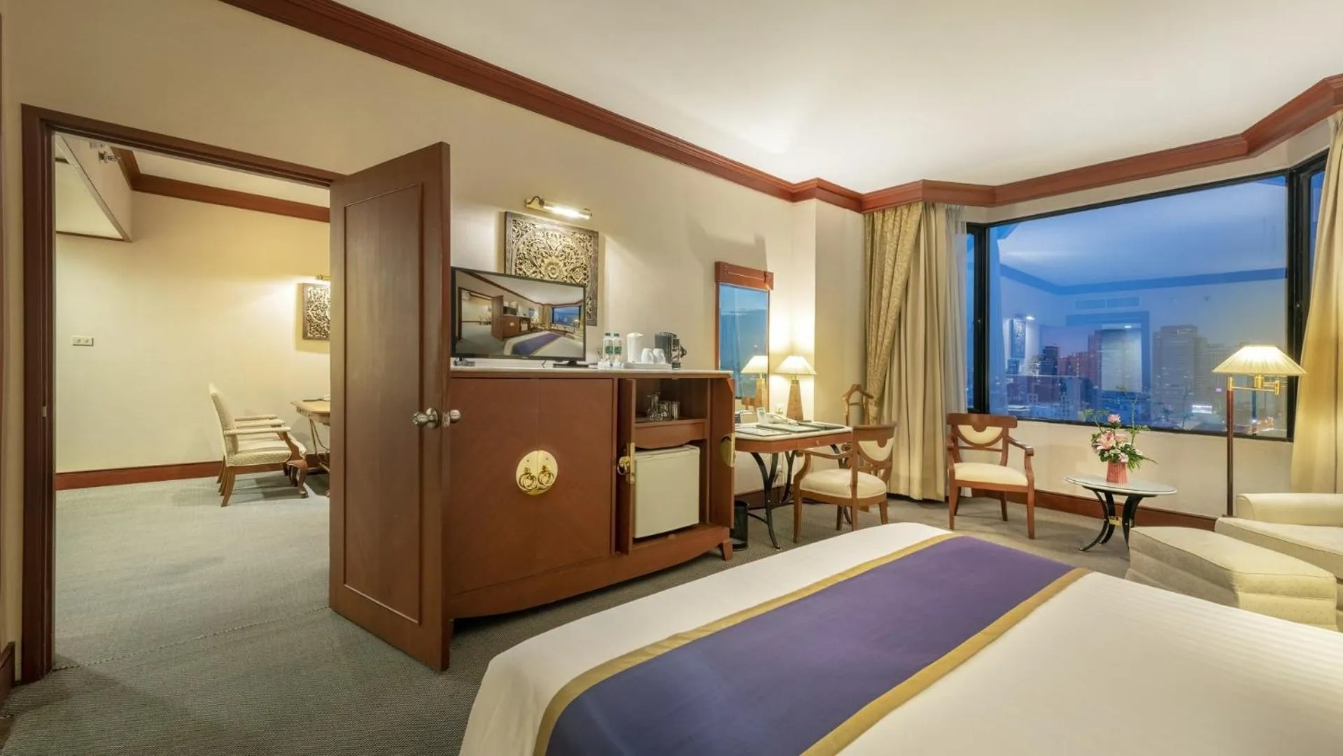 Bedroom in Ramada by Wyndham Bangkok Chaophya Park