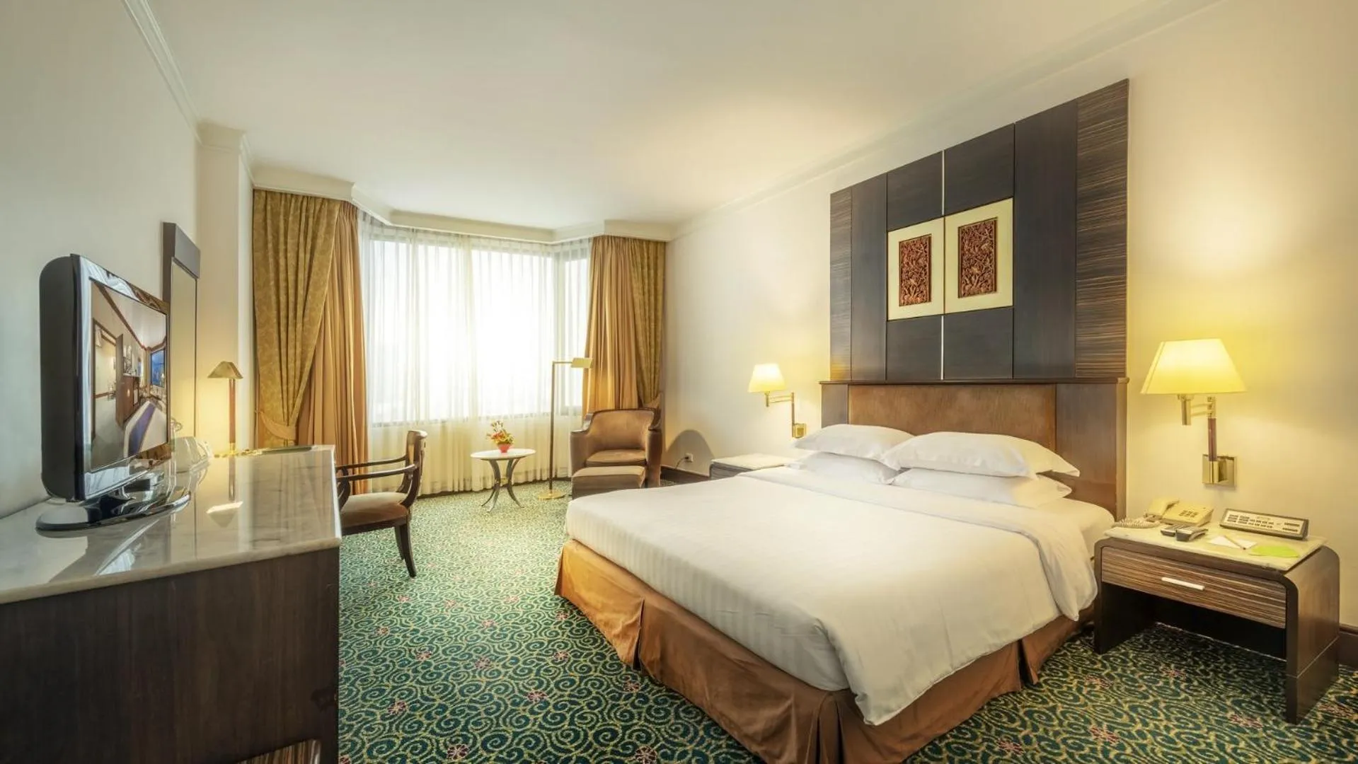 Bedroom in Ramada by Wyndham Bangkok Chaophya Park