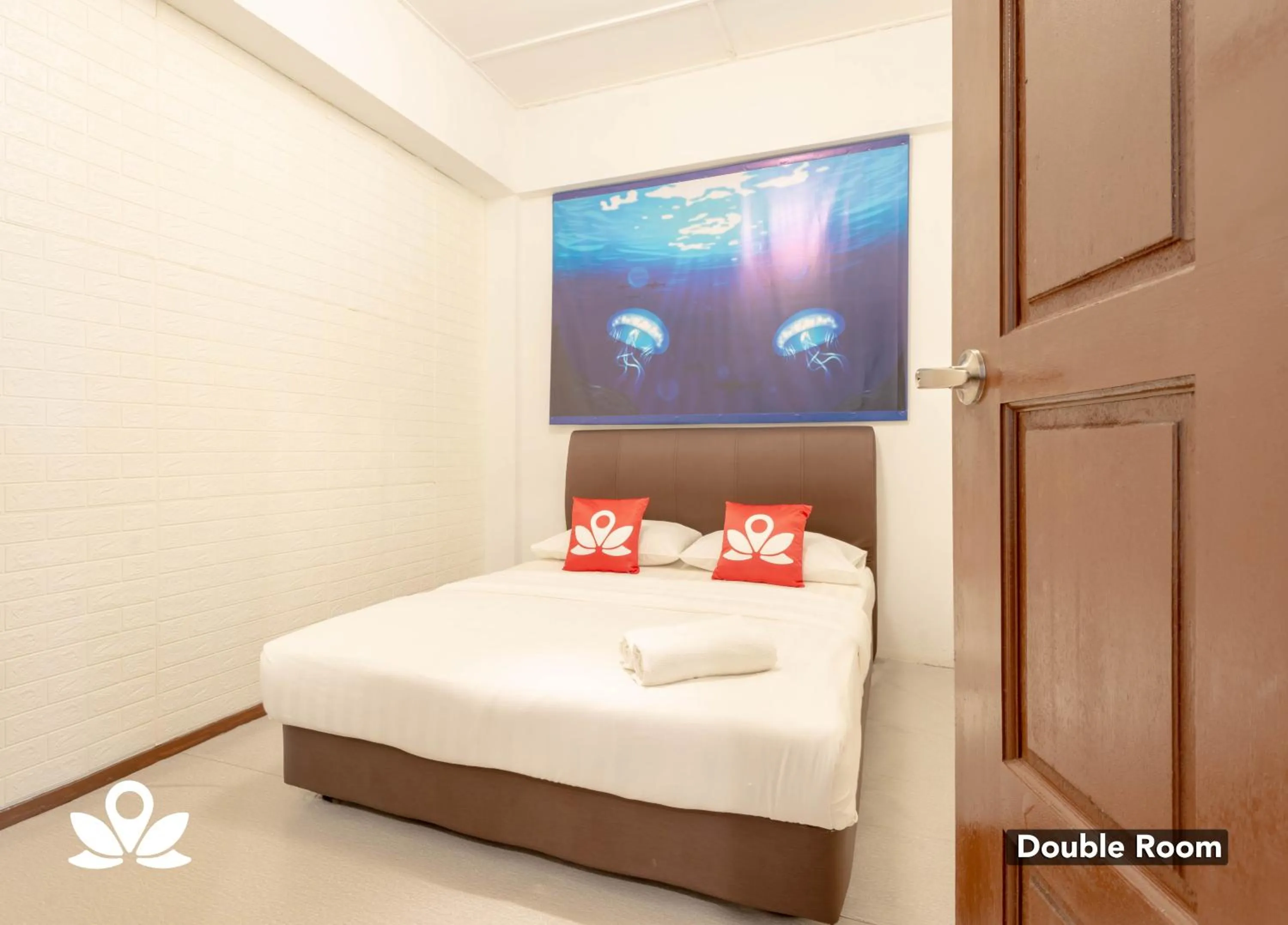 Bed in Island Backpackers