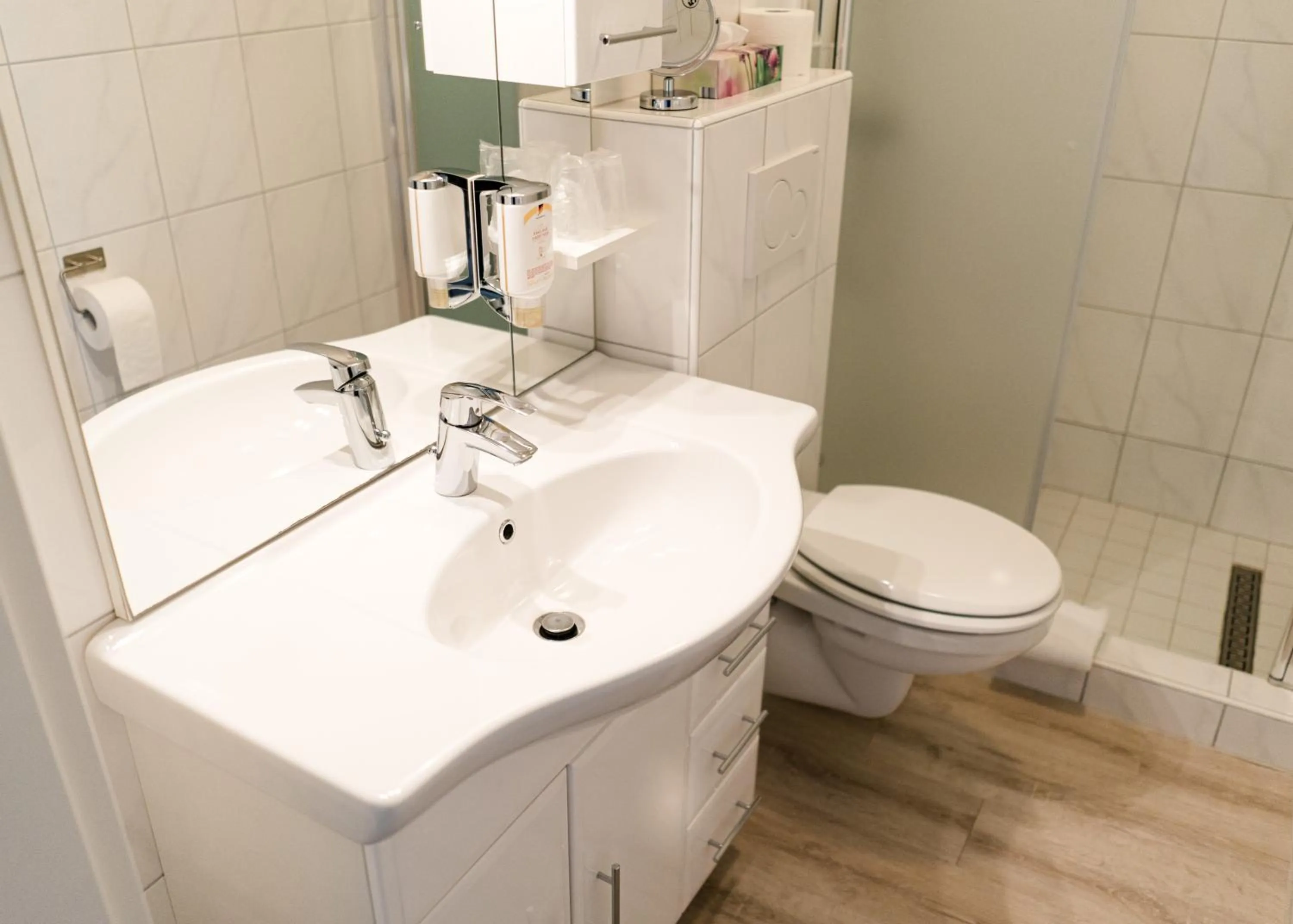 Bathroom in Hanse Hotel Buxtehude