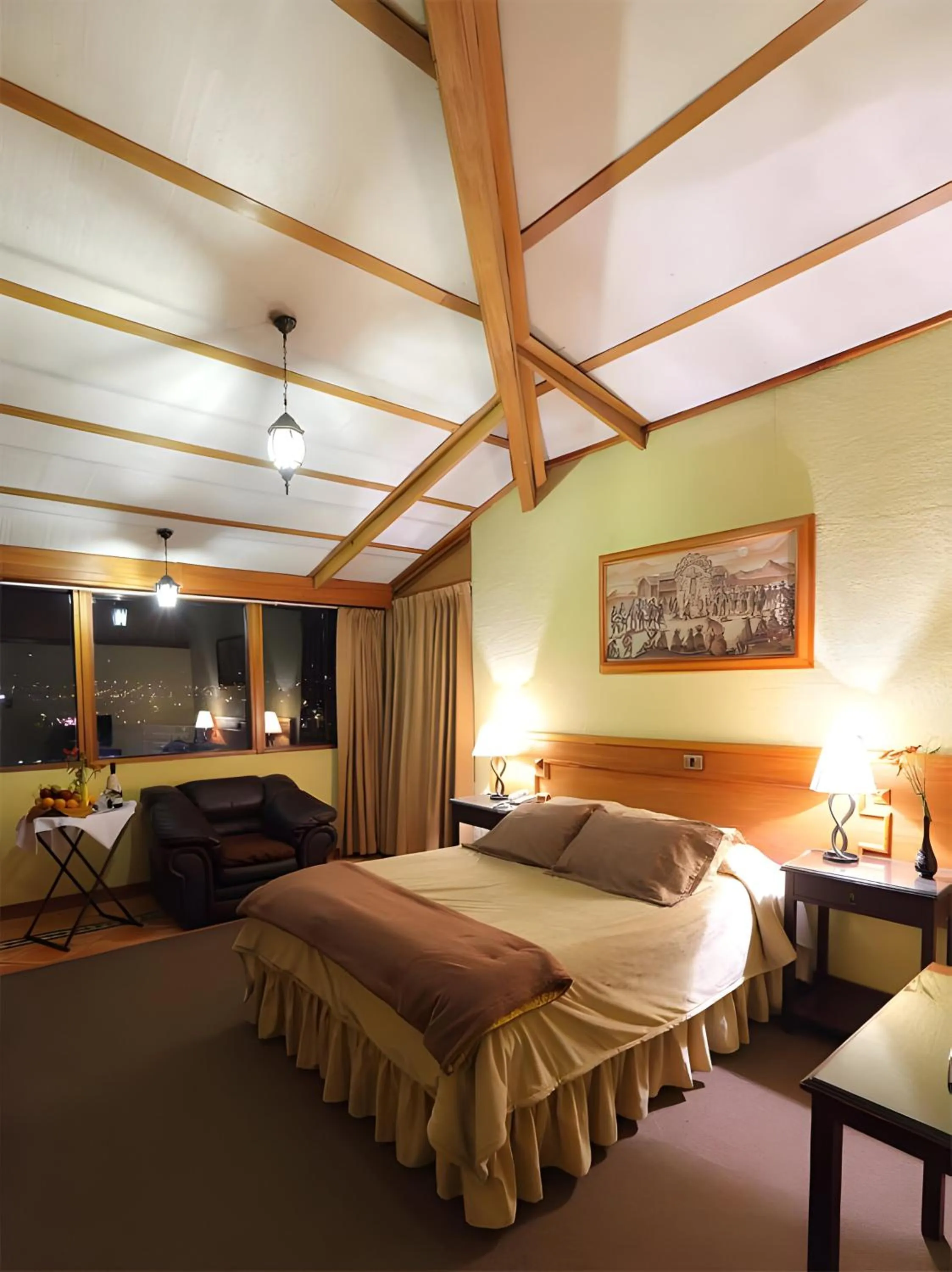 Bed in Hotel El Puma