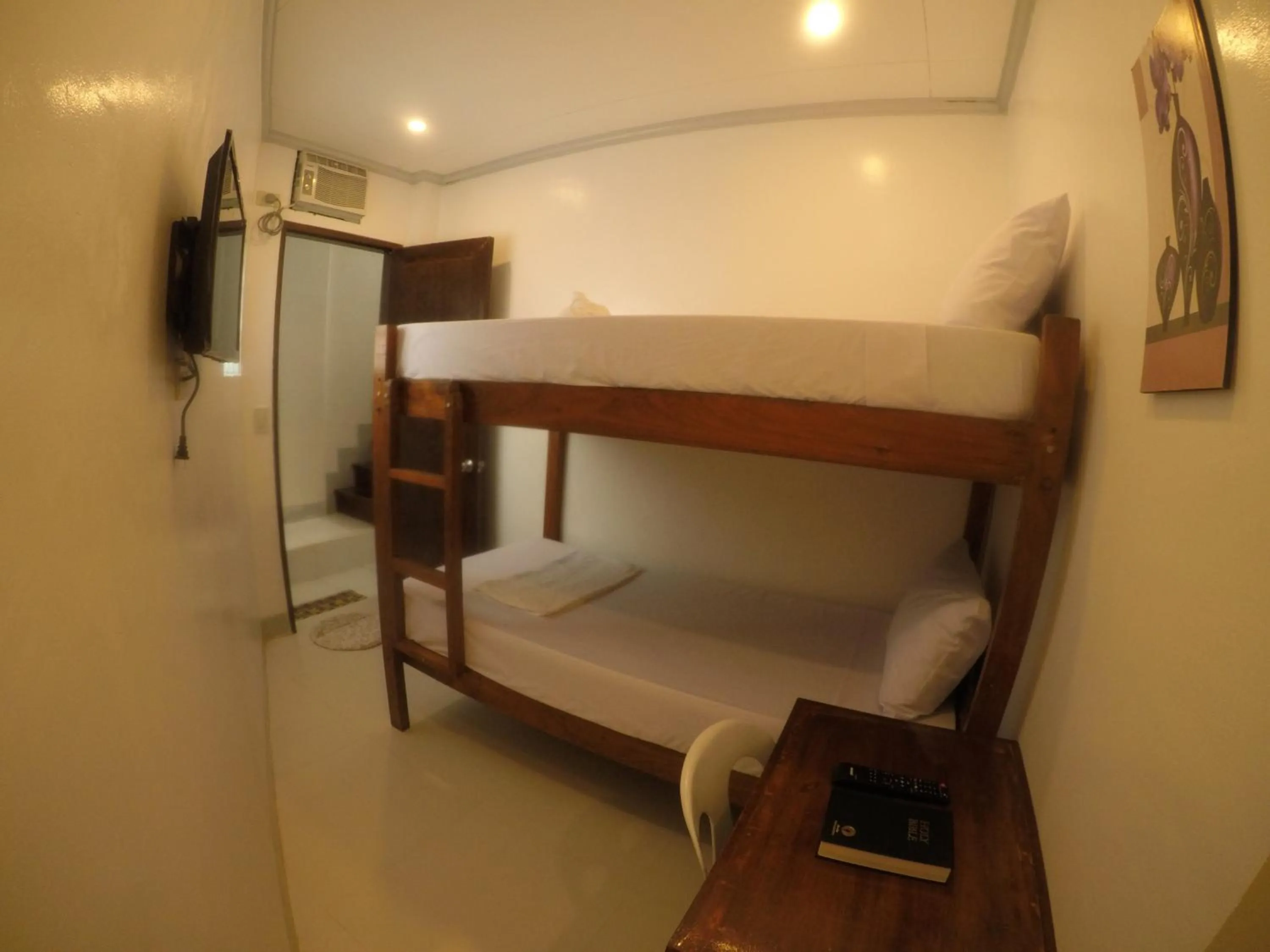 Bed in Neela Tourist Lodge