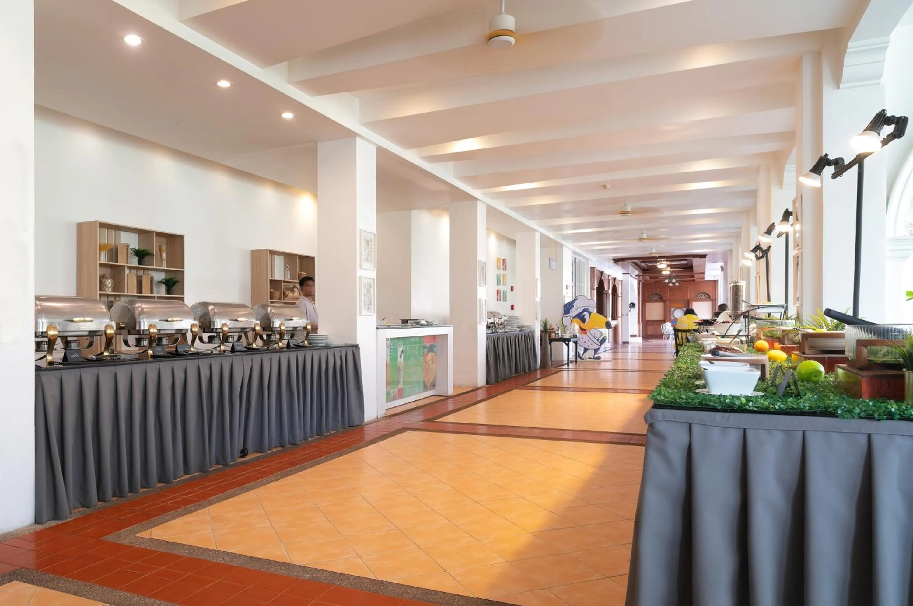 Restaurant/places to eat in The Old Phuket - Karon Beach Resort