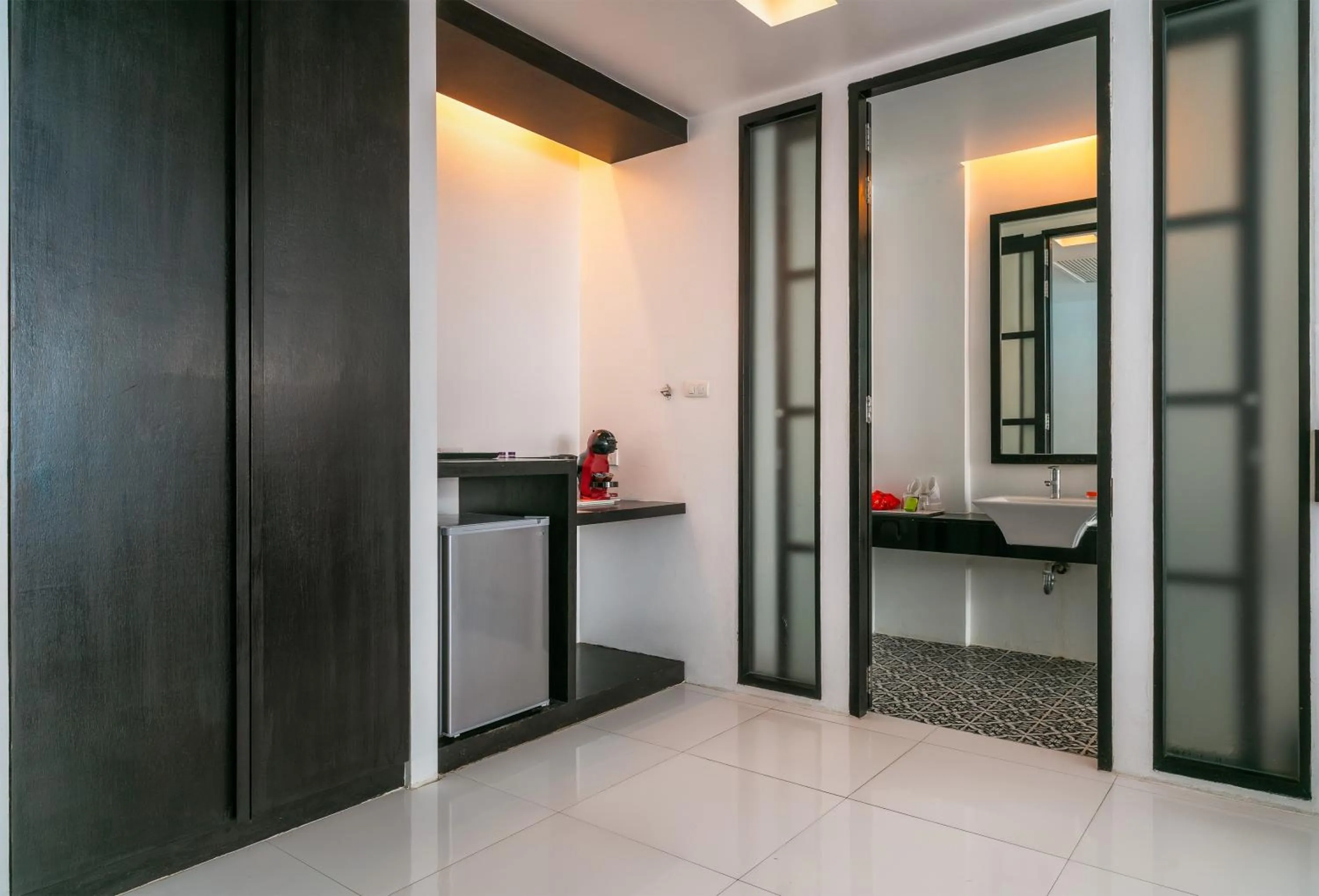 Bathroom in The Old Phuket - Karon Beach Resort