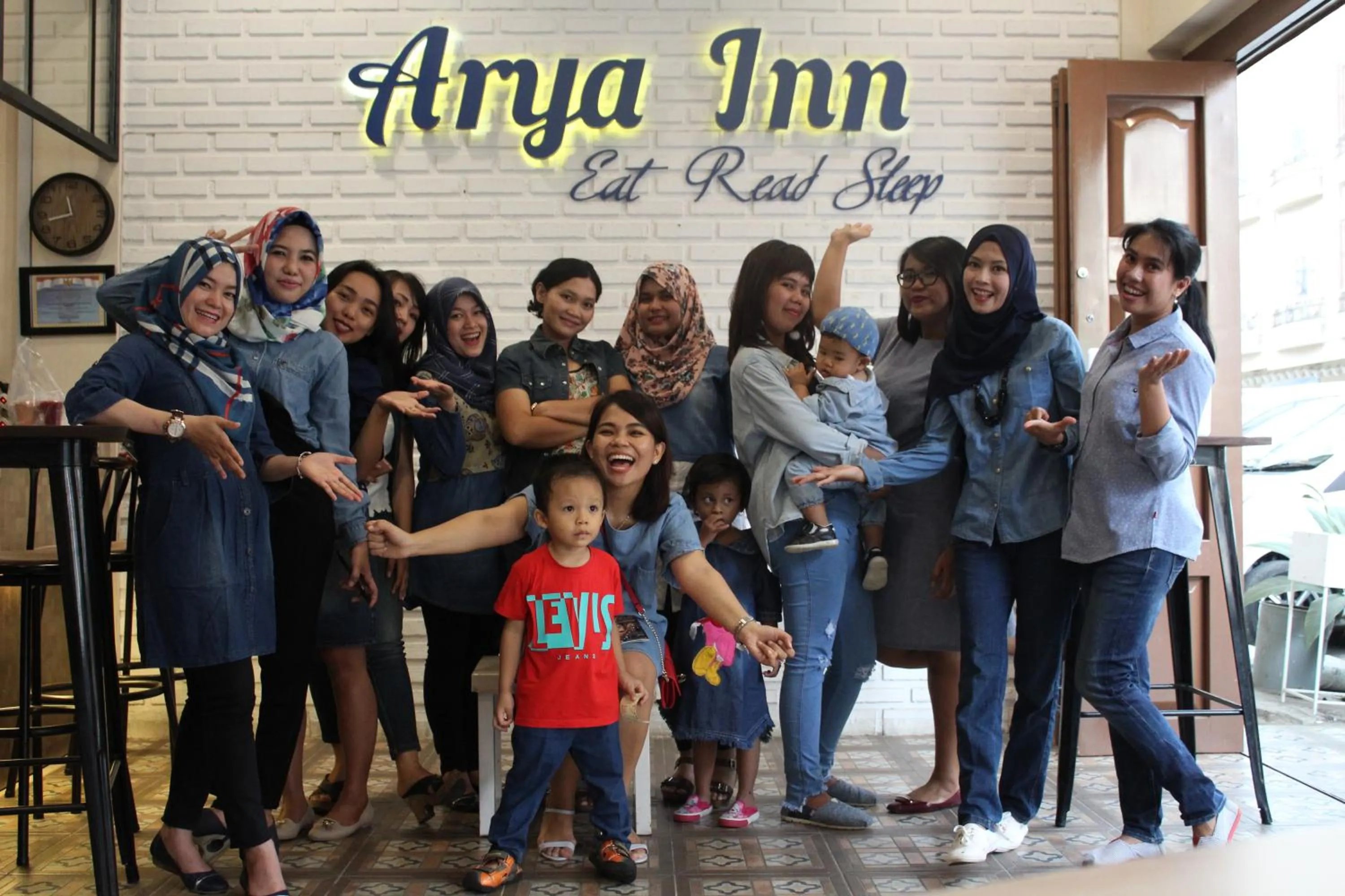 Arya Inn