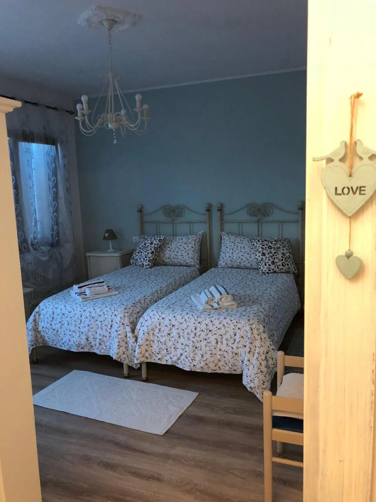 Photo of the whole room, Bed in Dimora Naviglio