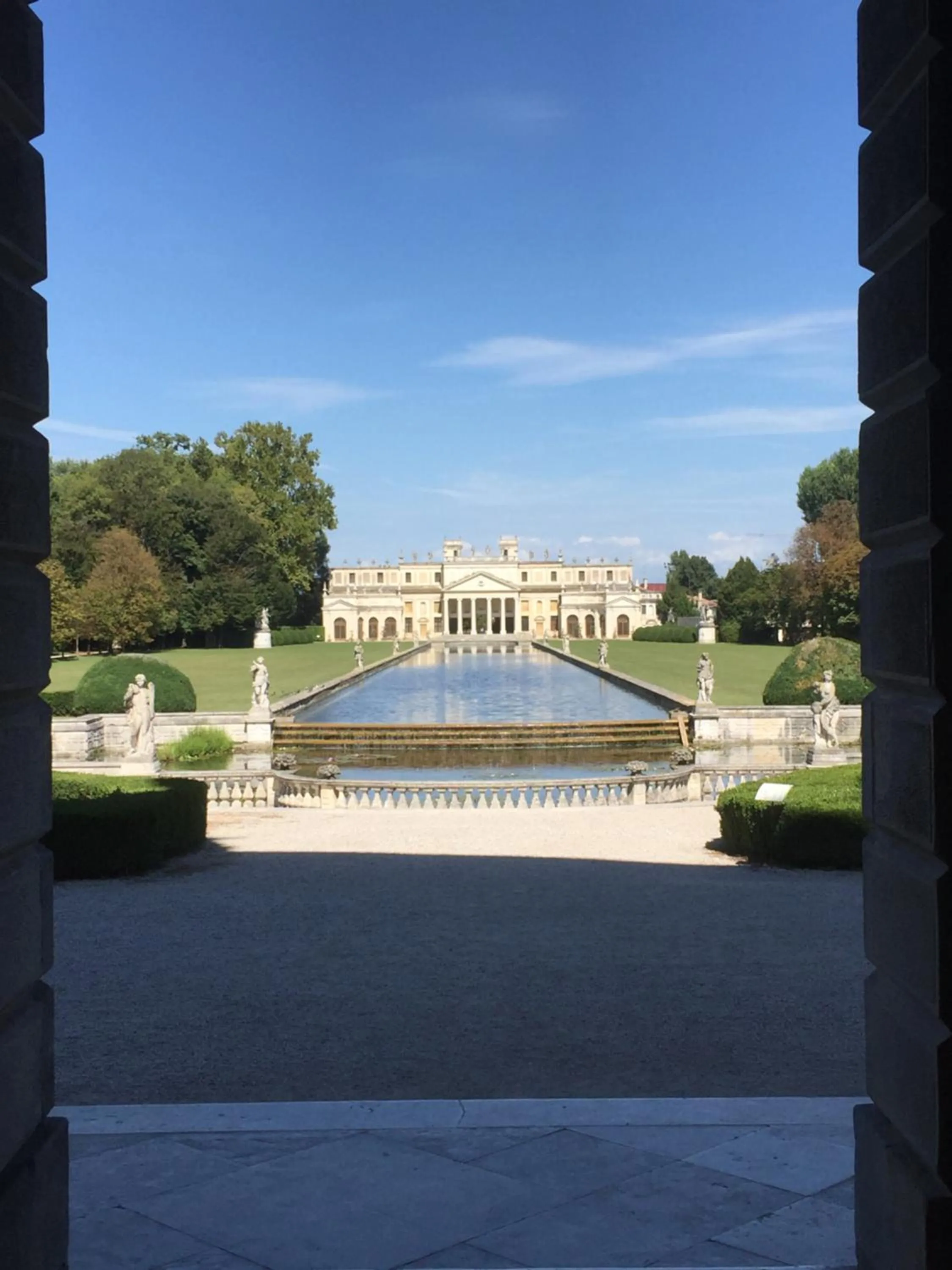 Nearby landmark in Dimora Naviglio