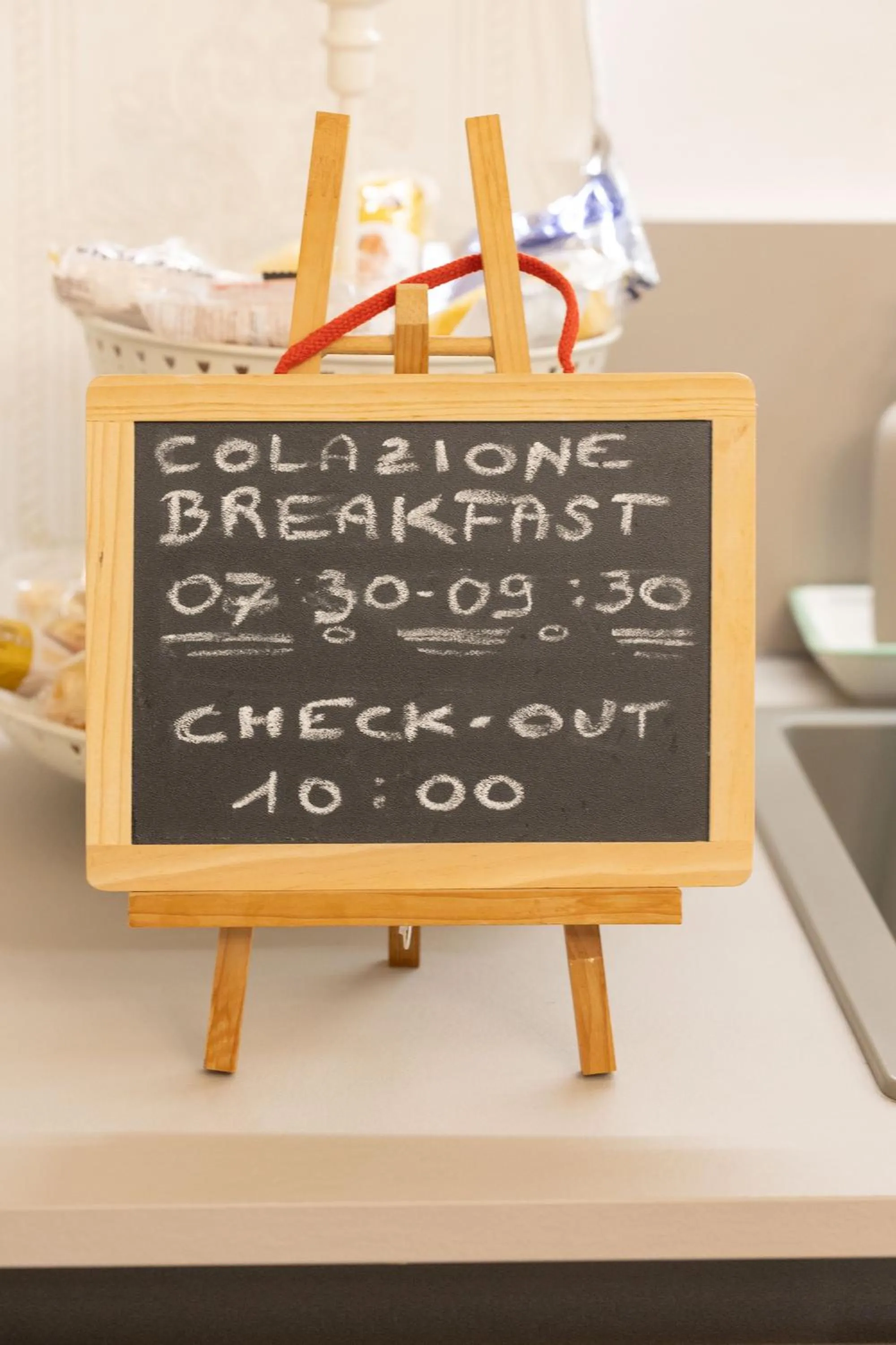 Logo/Certificate/Sign in Dimora Naviglio