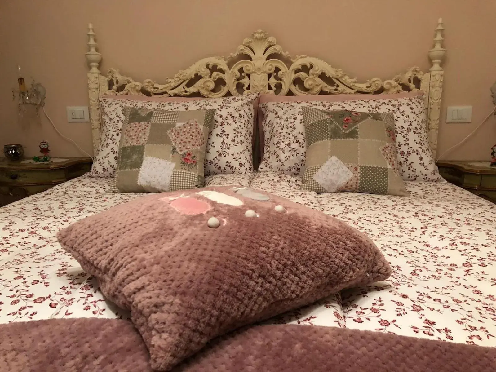 Deluxe Double or Twin Room with River View - single occupancy in Dimora Naviglio Deluxe Double or Twin Room with River View - single occupancy in Dimora Naviglio