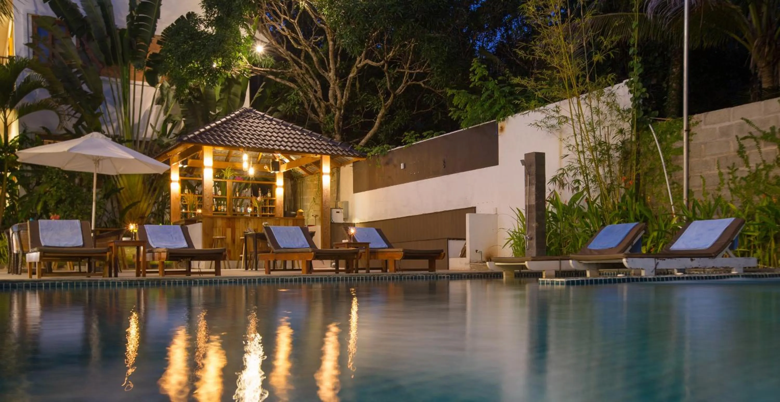 Lounge or bar in Nadine Phu Quoc Resort & Spa