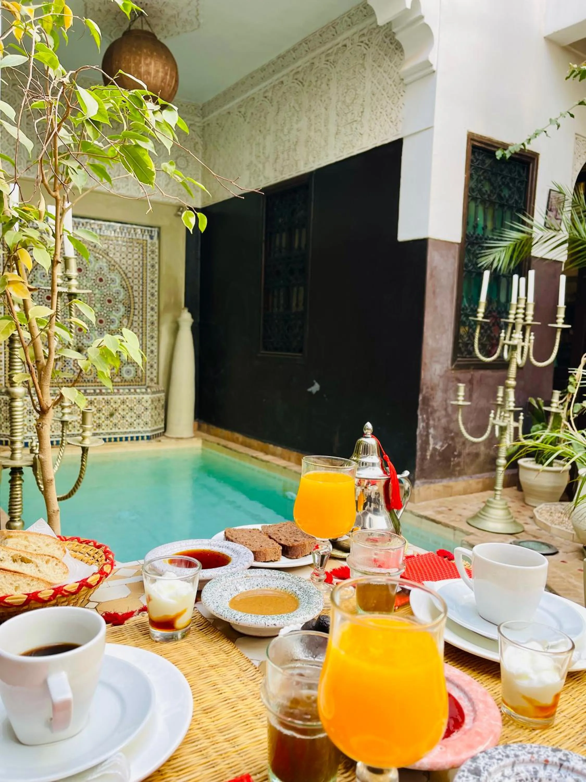 Property building in Riad La Porte Rouge By La Siredrah