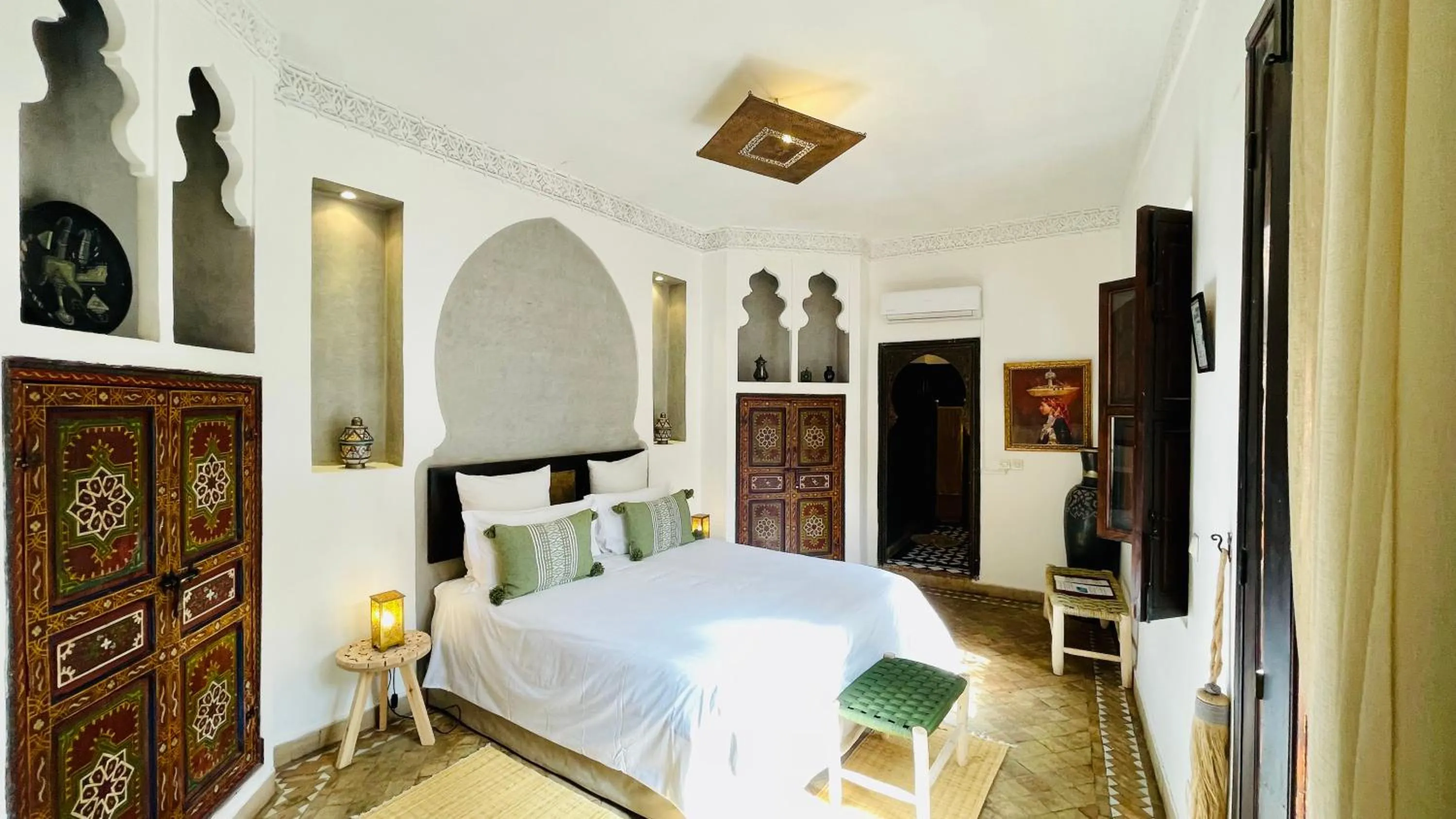 Bed in Riad La Porte Rouge By La Siredrah