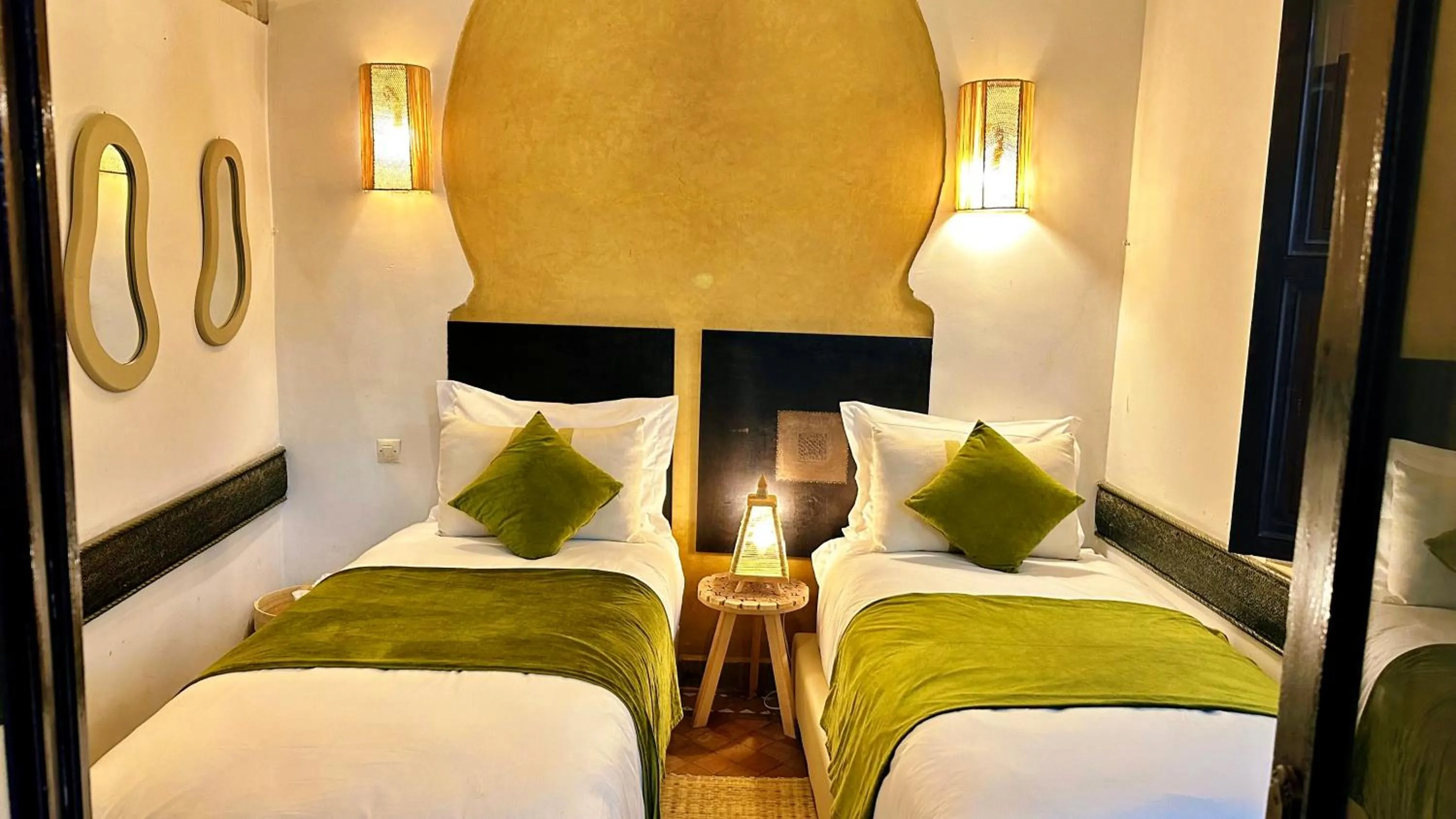 Bedroom, Bed in Riad La Porte Rouge By La Siredrah