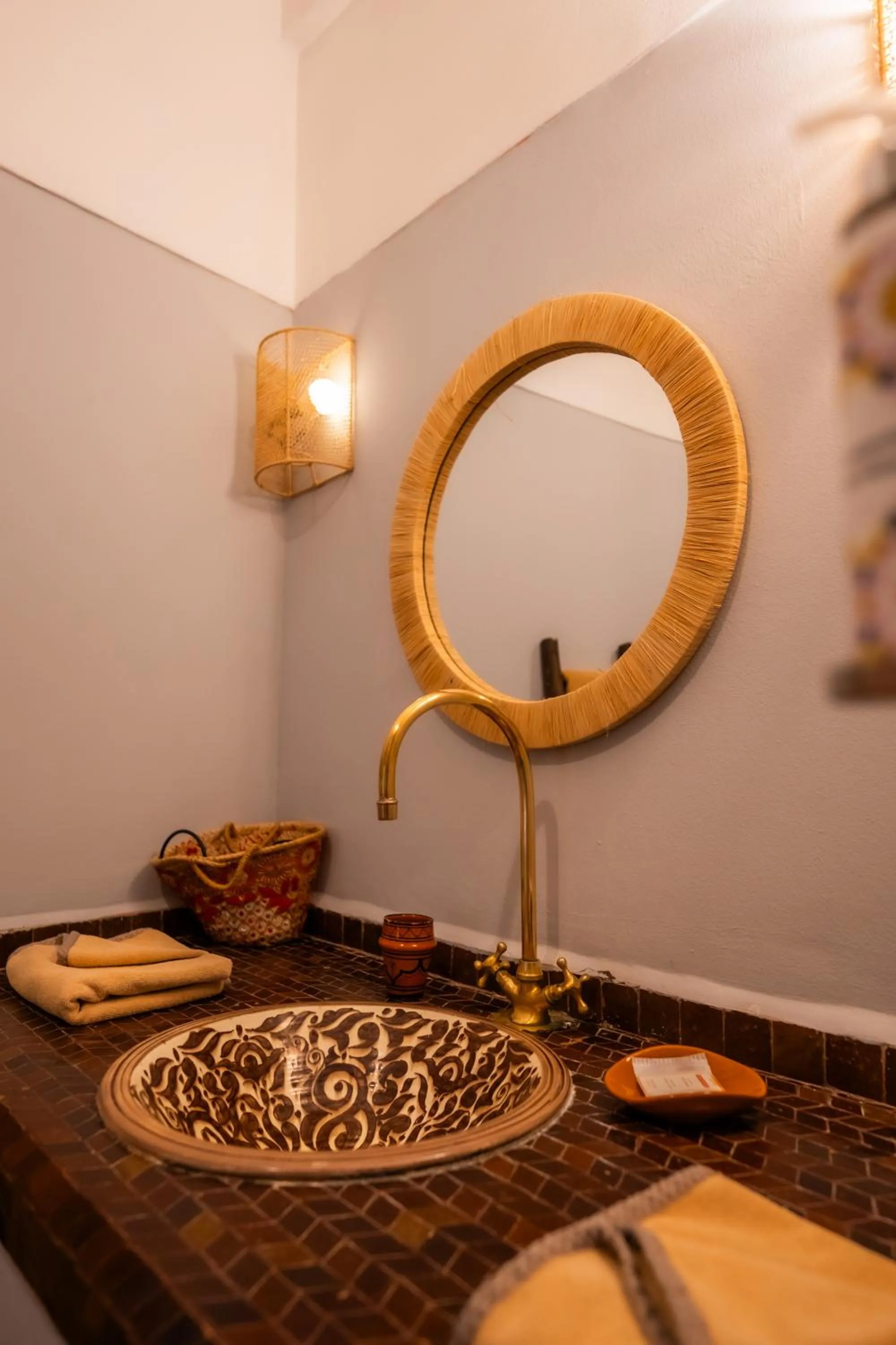 Bathroom in Riad La Porte Rouge By La Siredrah