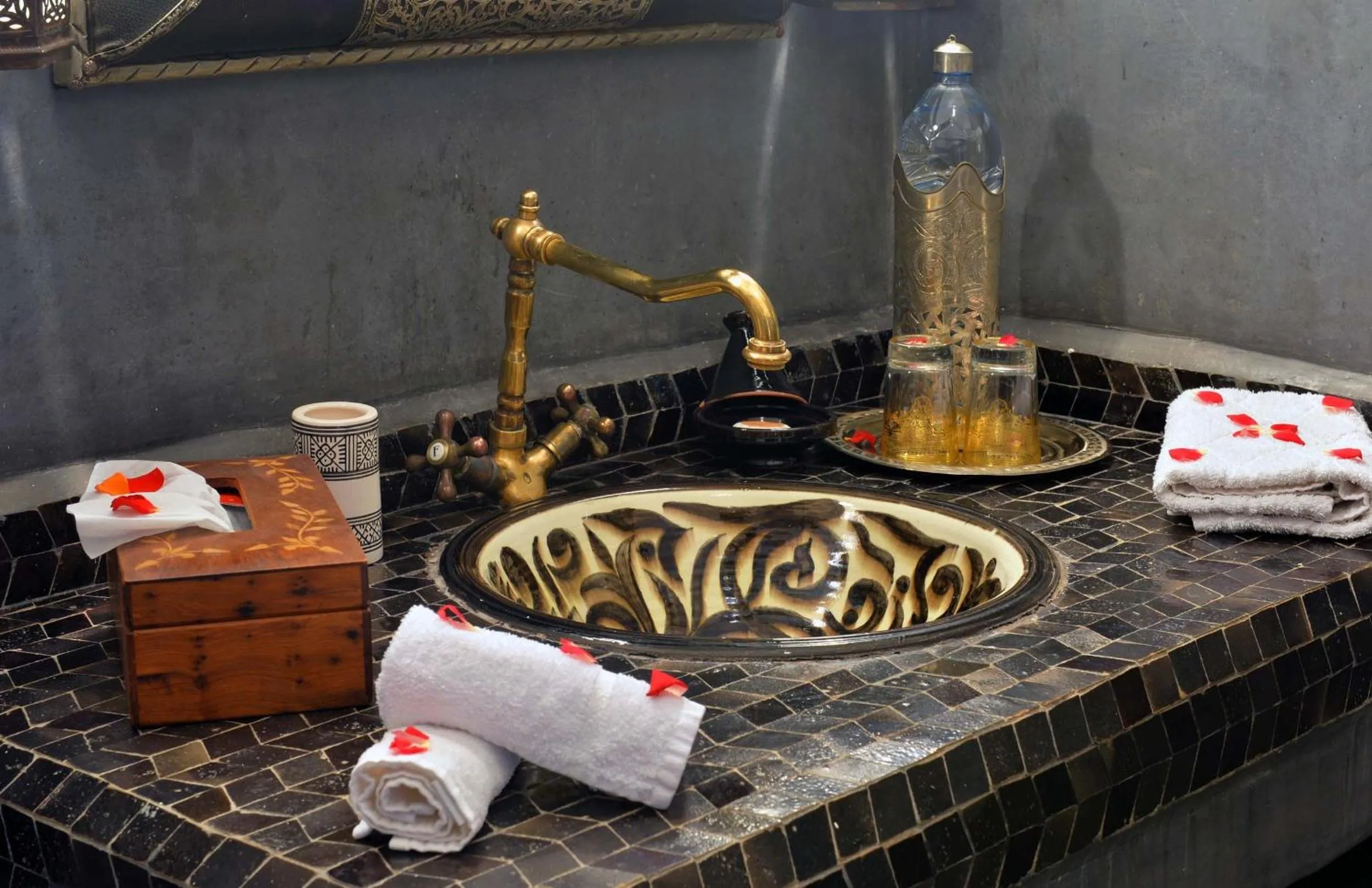 Bedroom in Riad La Porte Rouge By La Siredrah