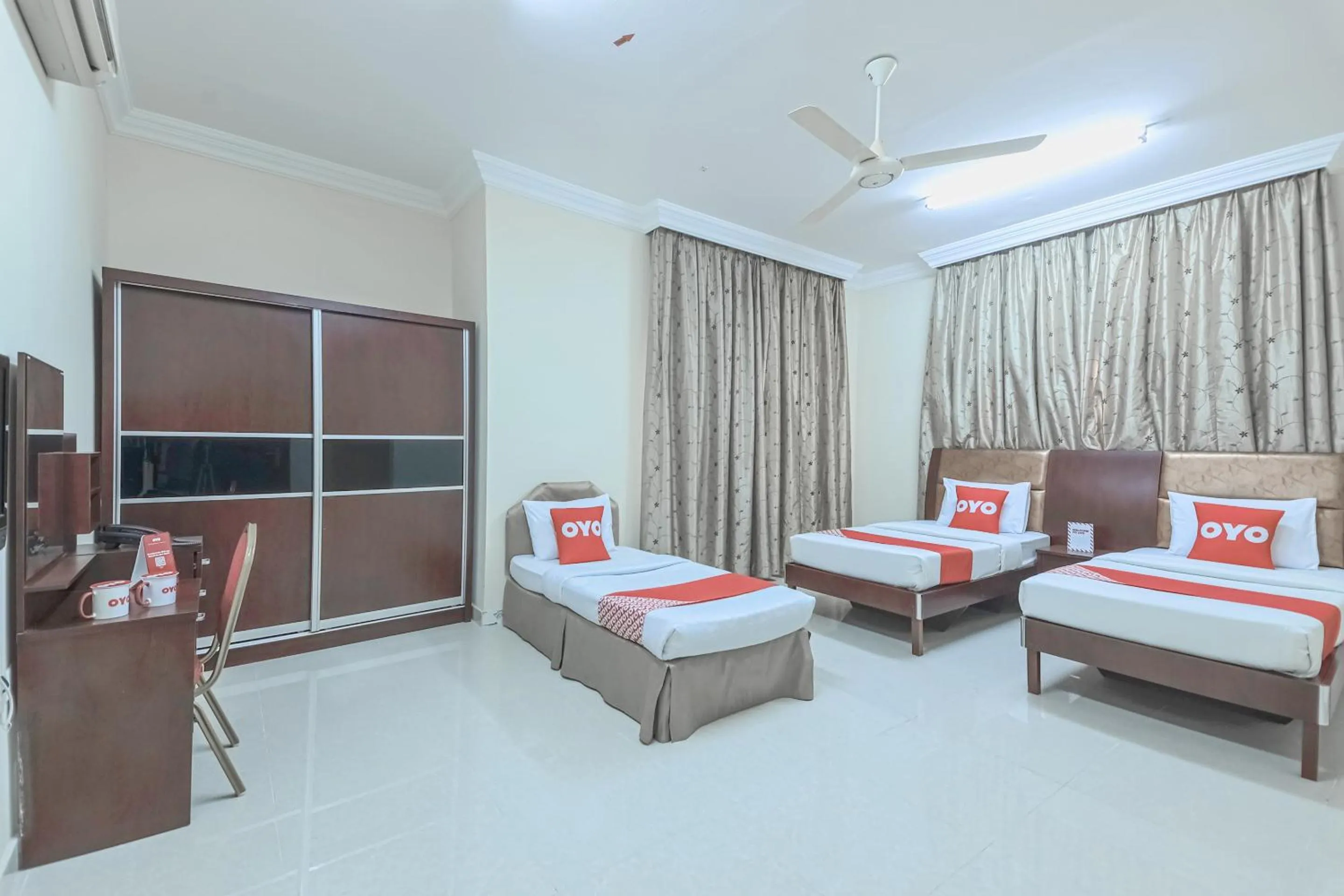 Deluxe Triple Room in Super OYO 111 Al Thabit Hotel