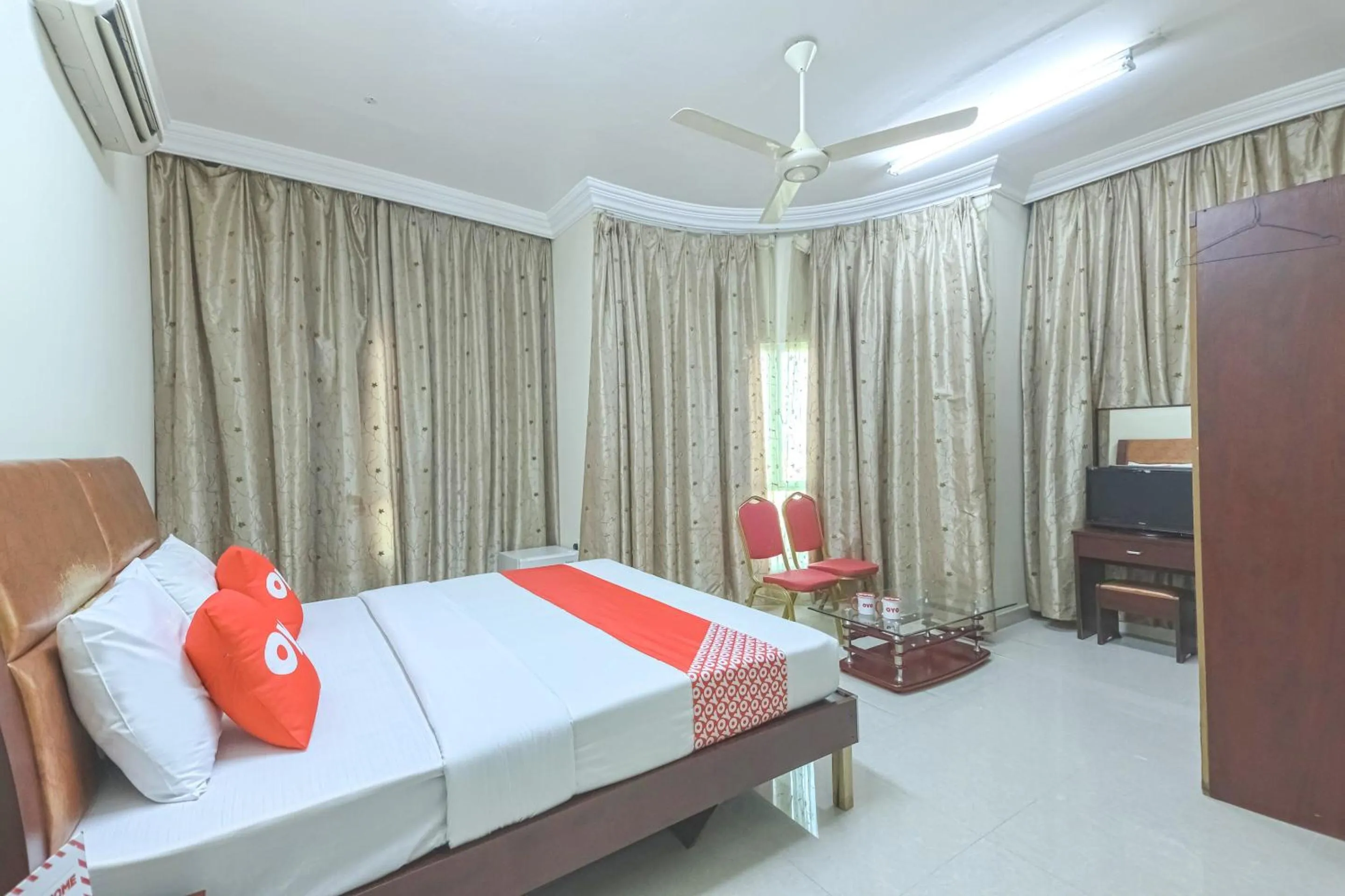 Bedroom in Super OYO 111 Al Thabit Hotel