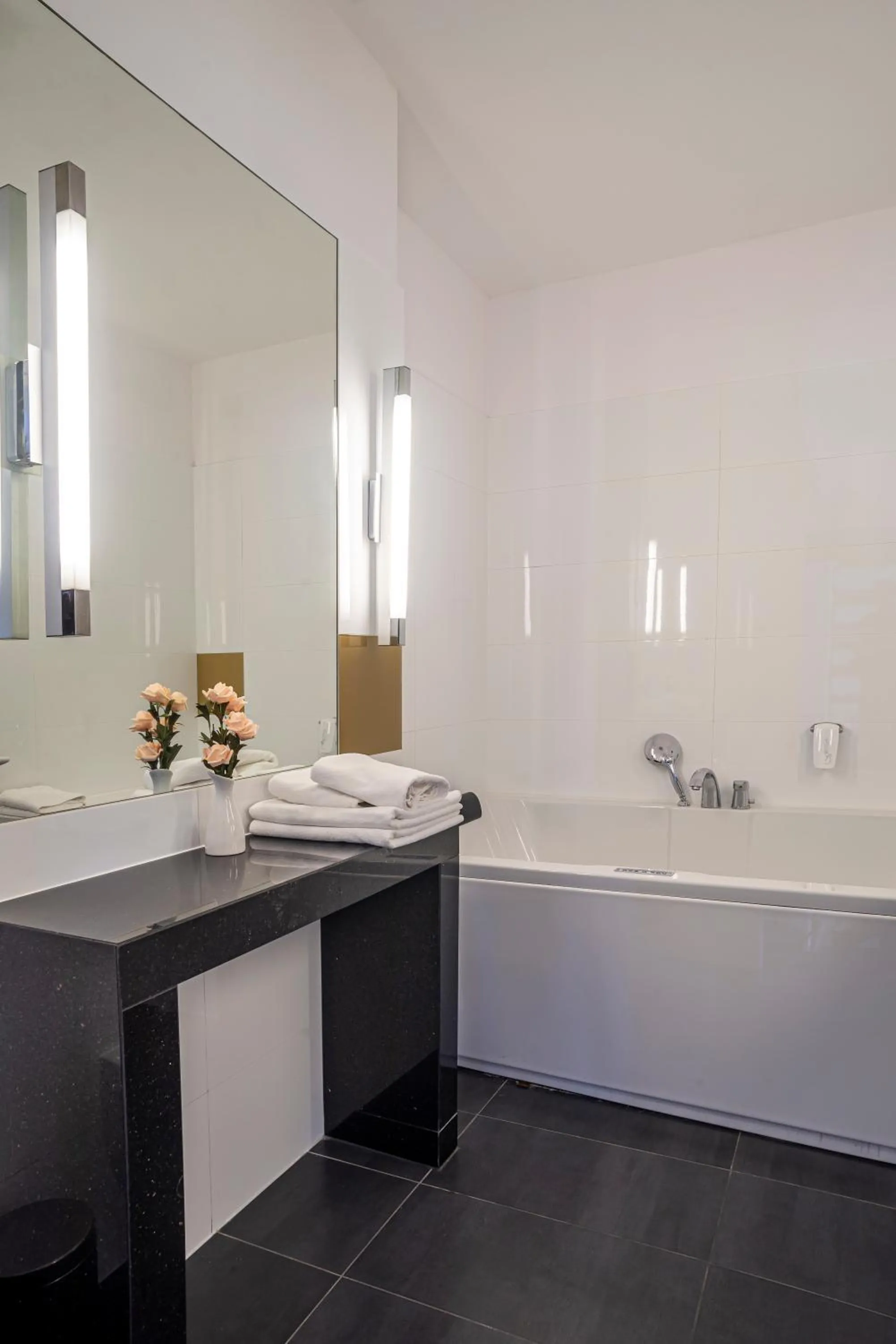 Bathroom in Hotel Lamberton