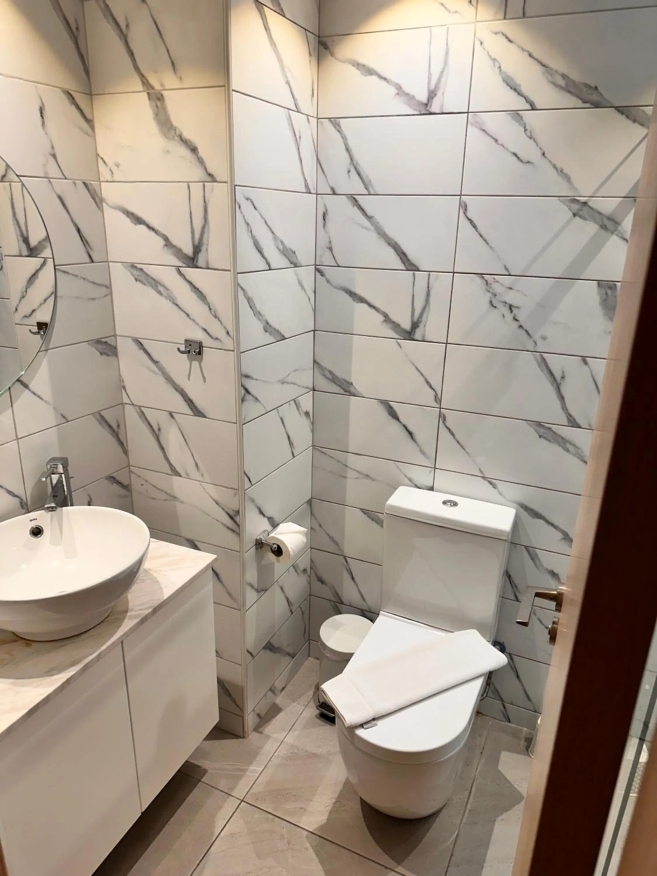 Shower in San Remo Hotel