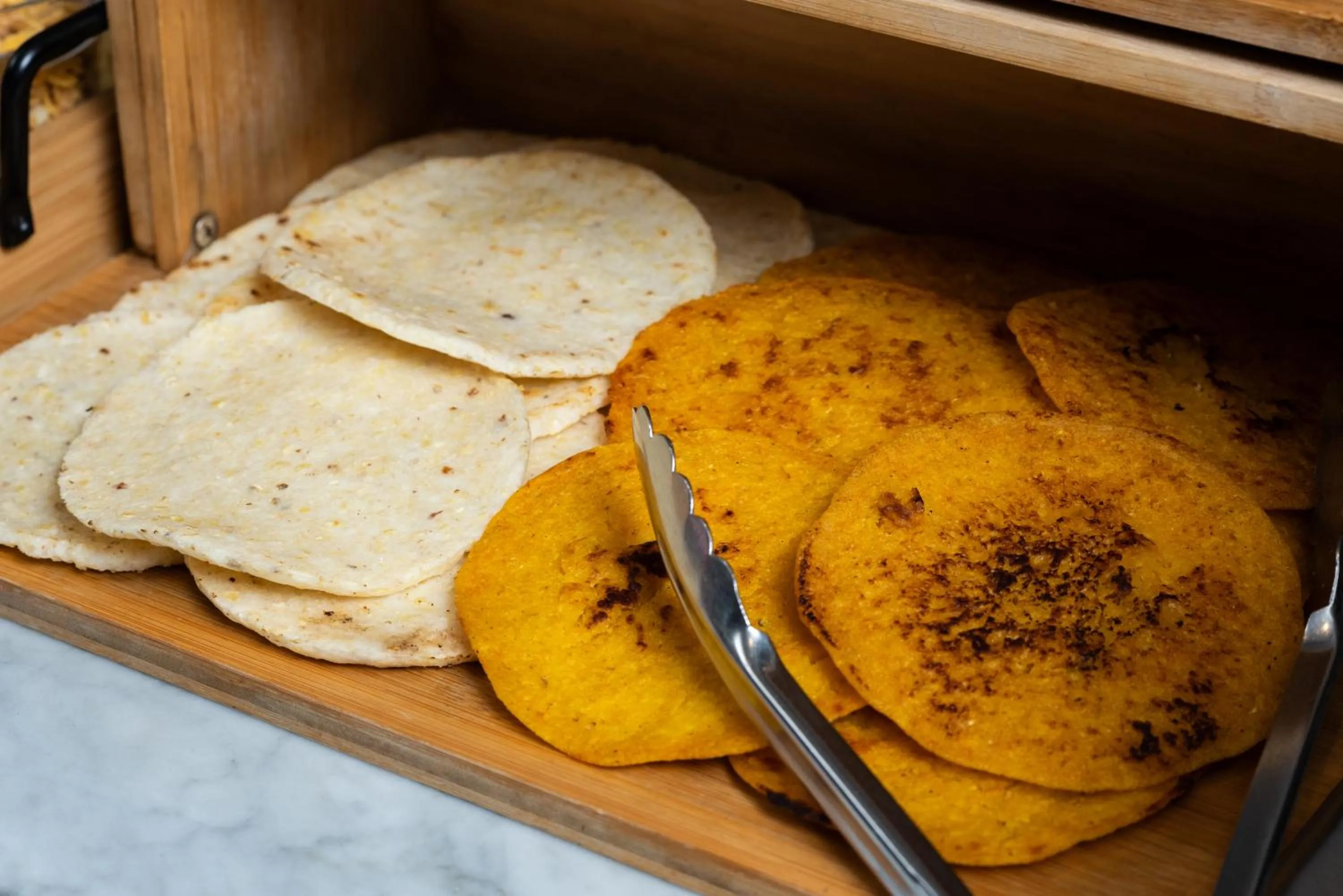 Food and drinks in Hotel Holiday Inn Express & Suites Medellin by IHG