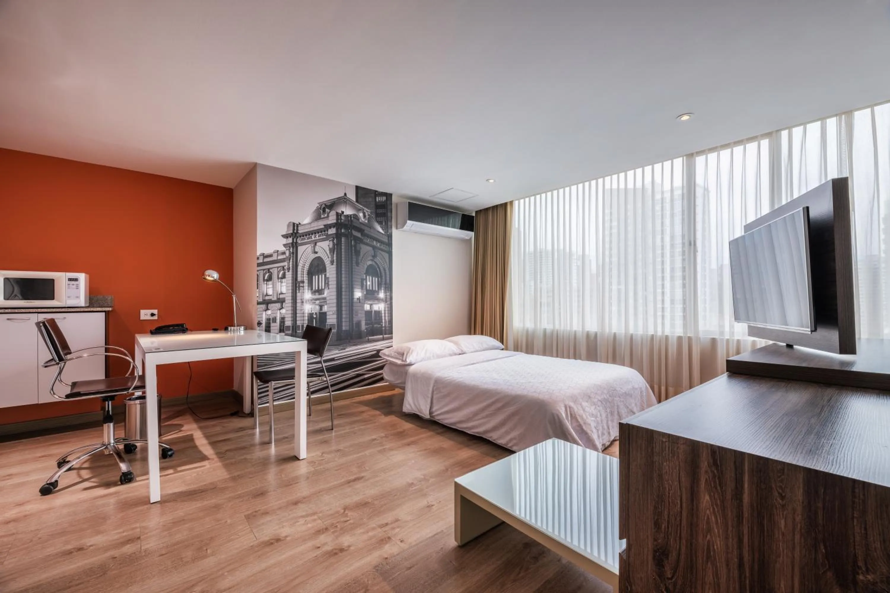 Bed in Hotel Holiday Inn Express & Suites Medellin by IHG