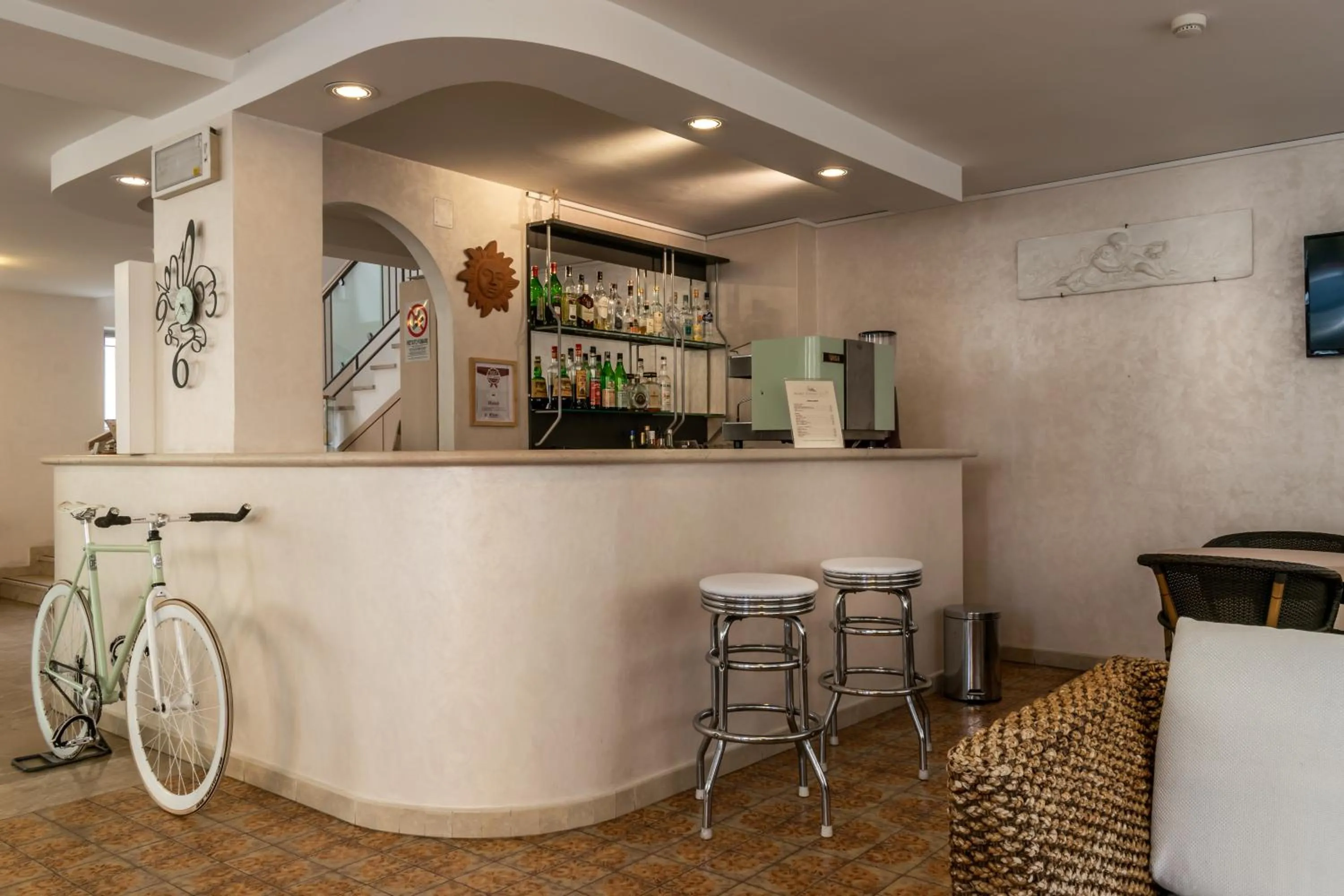 Communal lounge/ TV room in Hotel Stresa