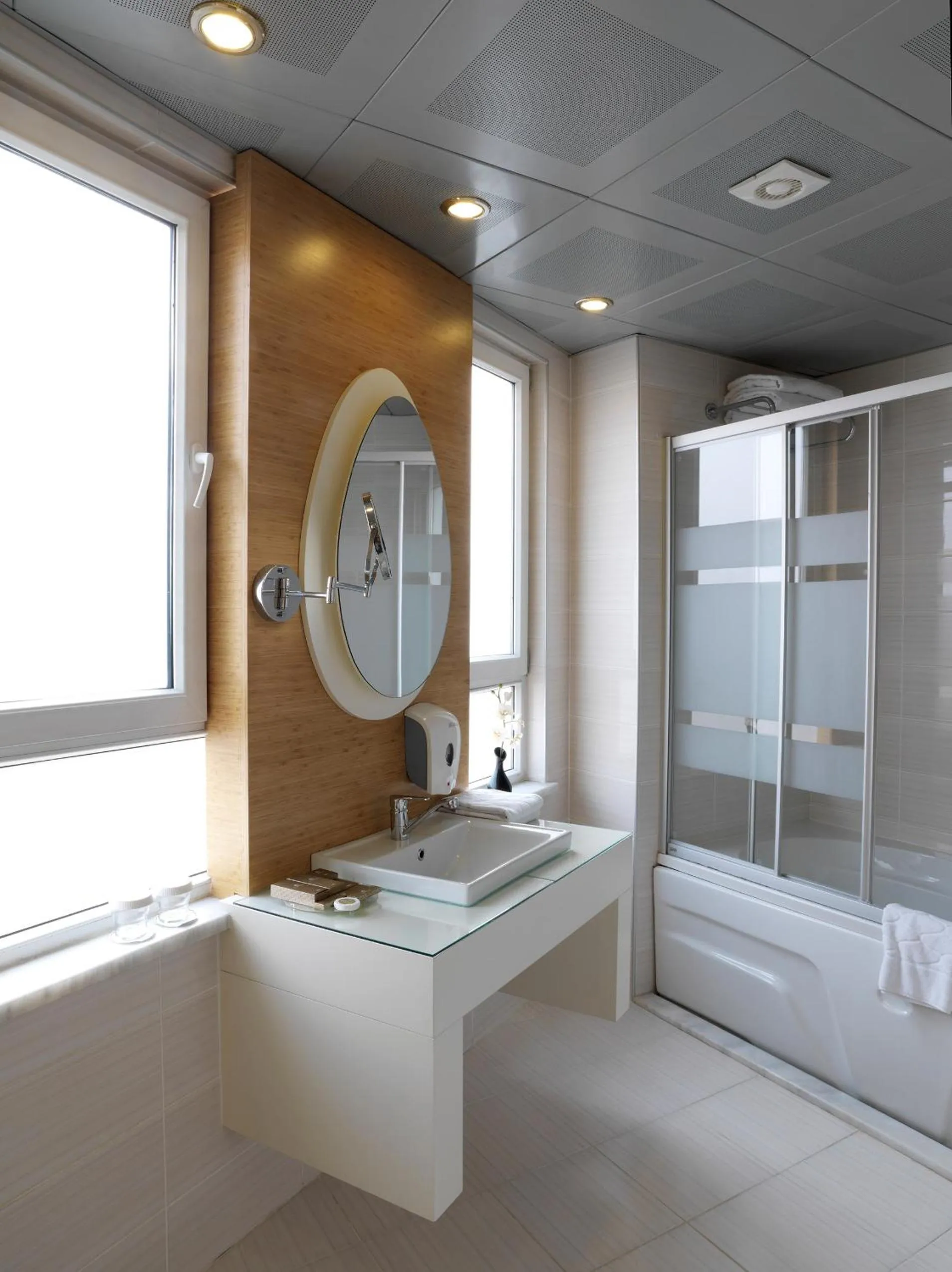 Bathroom in Pasapark Karatay Hotel