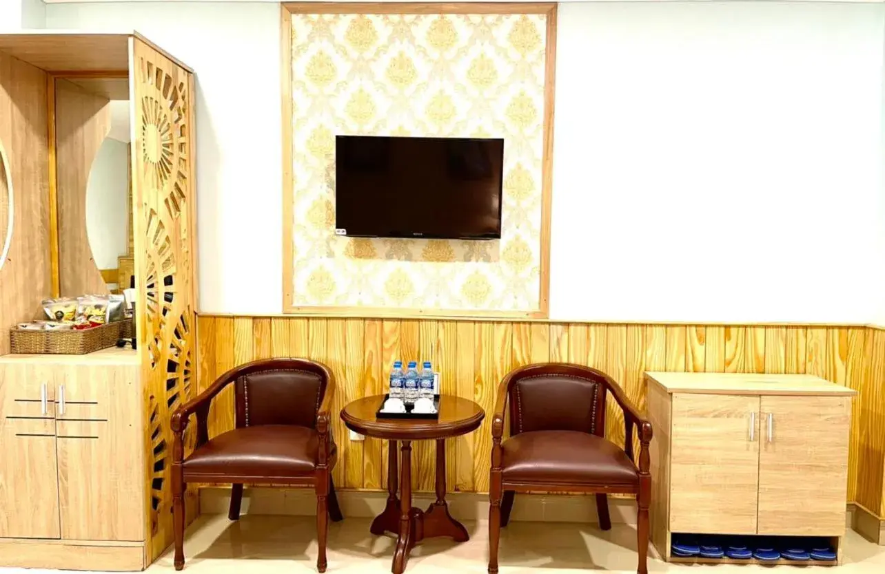 Deluxe Family Room in Hotel Phuong Nghi Deluxe Family Room in Hotel Phuong Nghi